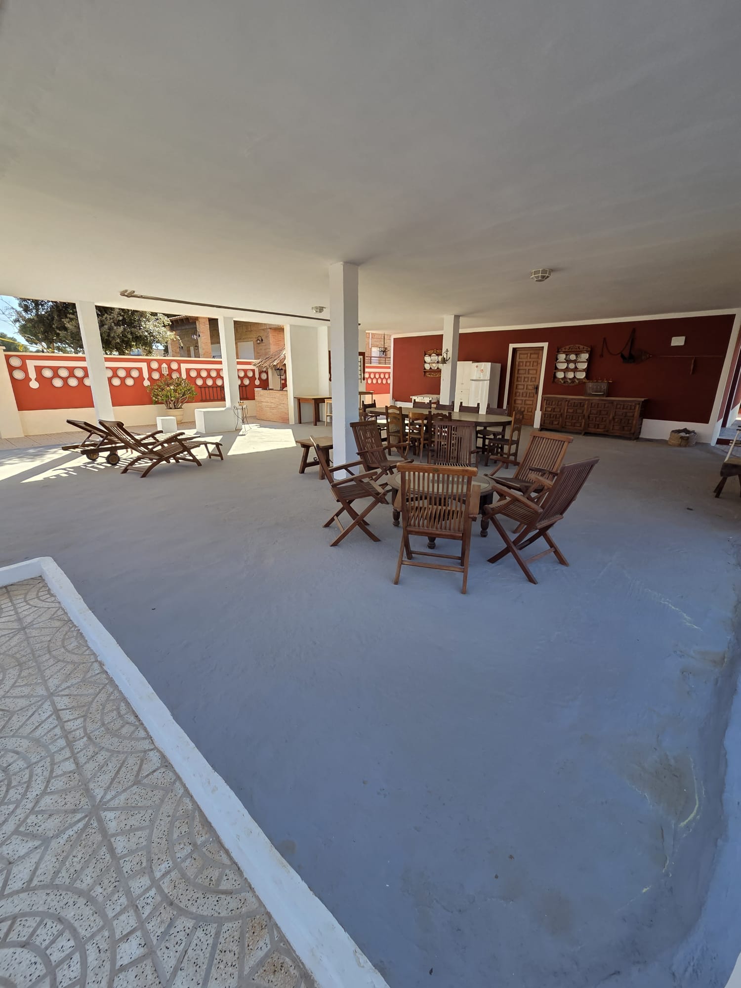Dining area in villa for sale in Alicante