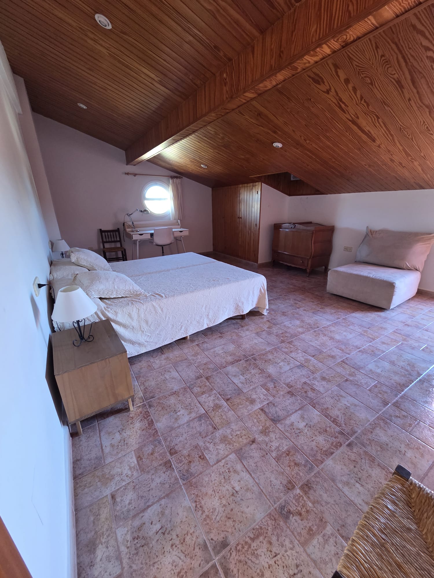 Bedrooms: 5, Bathrooms: 3, Villa in Alicante, Alicante, Spain