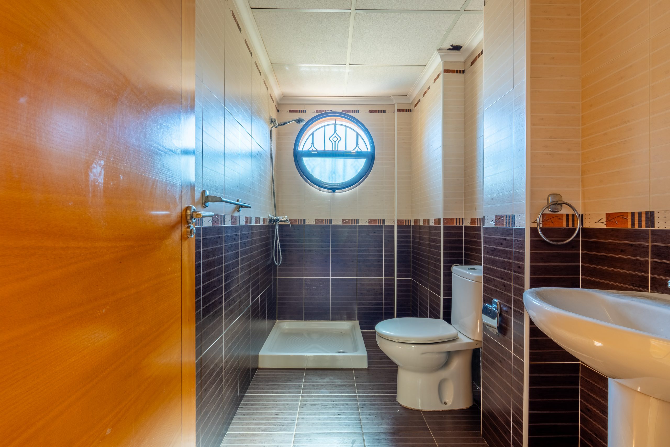 Bedrooms: 6, Bathrooms: 3, Villa in Orihuela Costa, Alicante, Spain