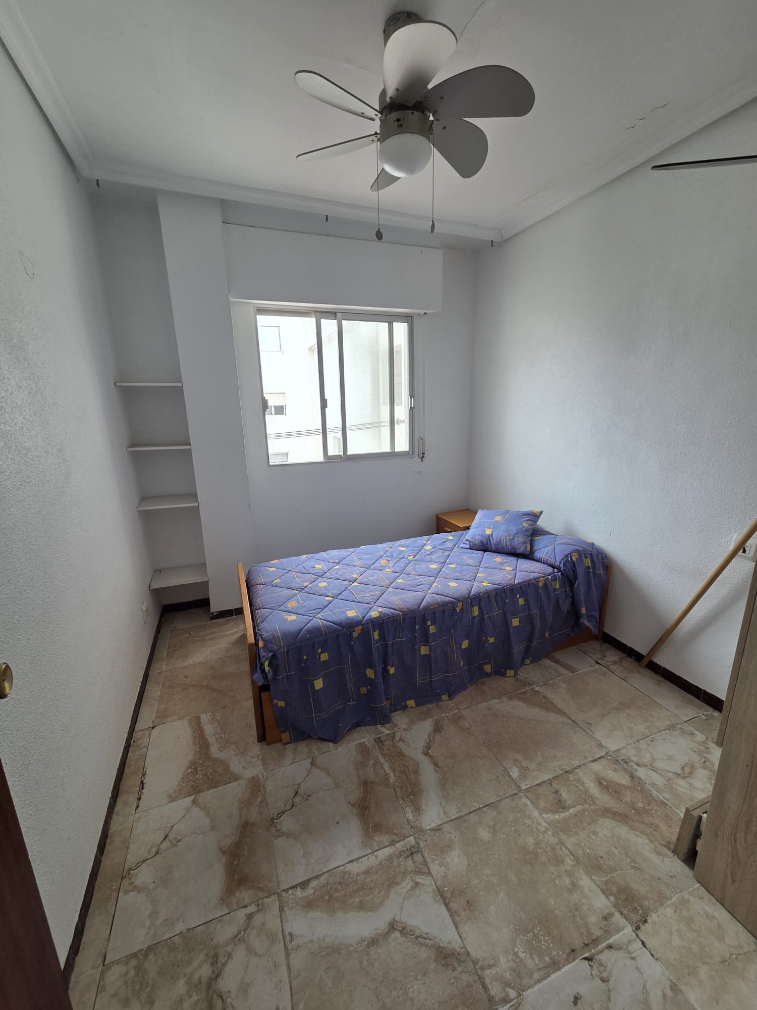 Bedrooms: 2, Bathrooms: 1, Apartment in Torrevieja, Alicante, Spain