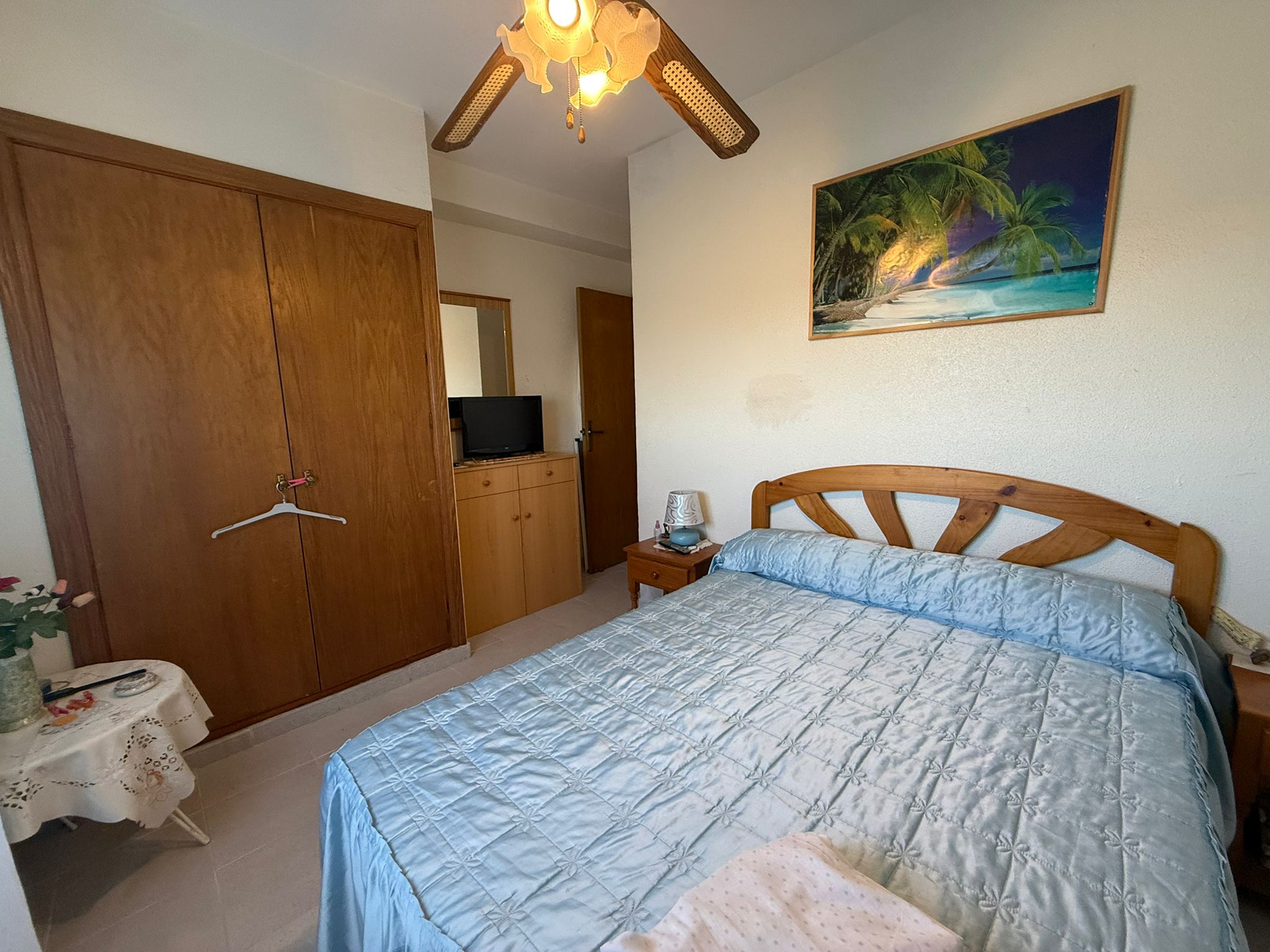 Bedroom in apartment for sale in Torrevieja