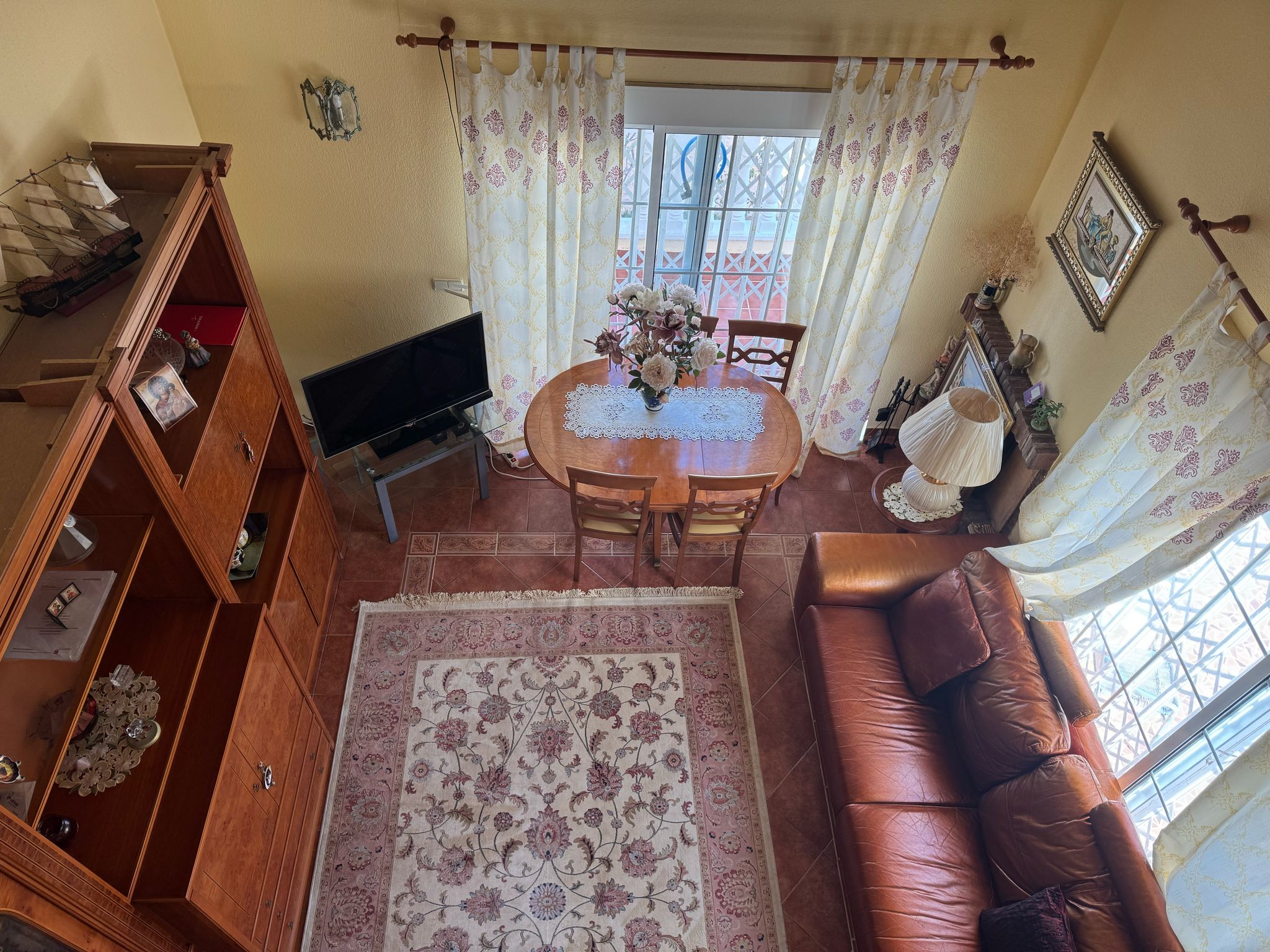 Terrace in villa for sale in Orihuela Costa