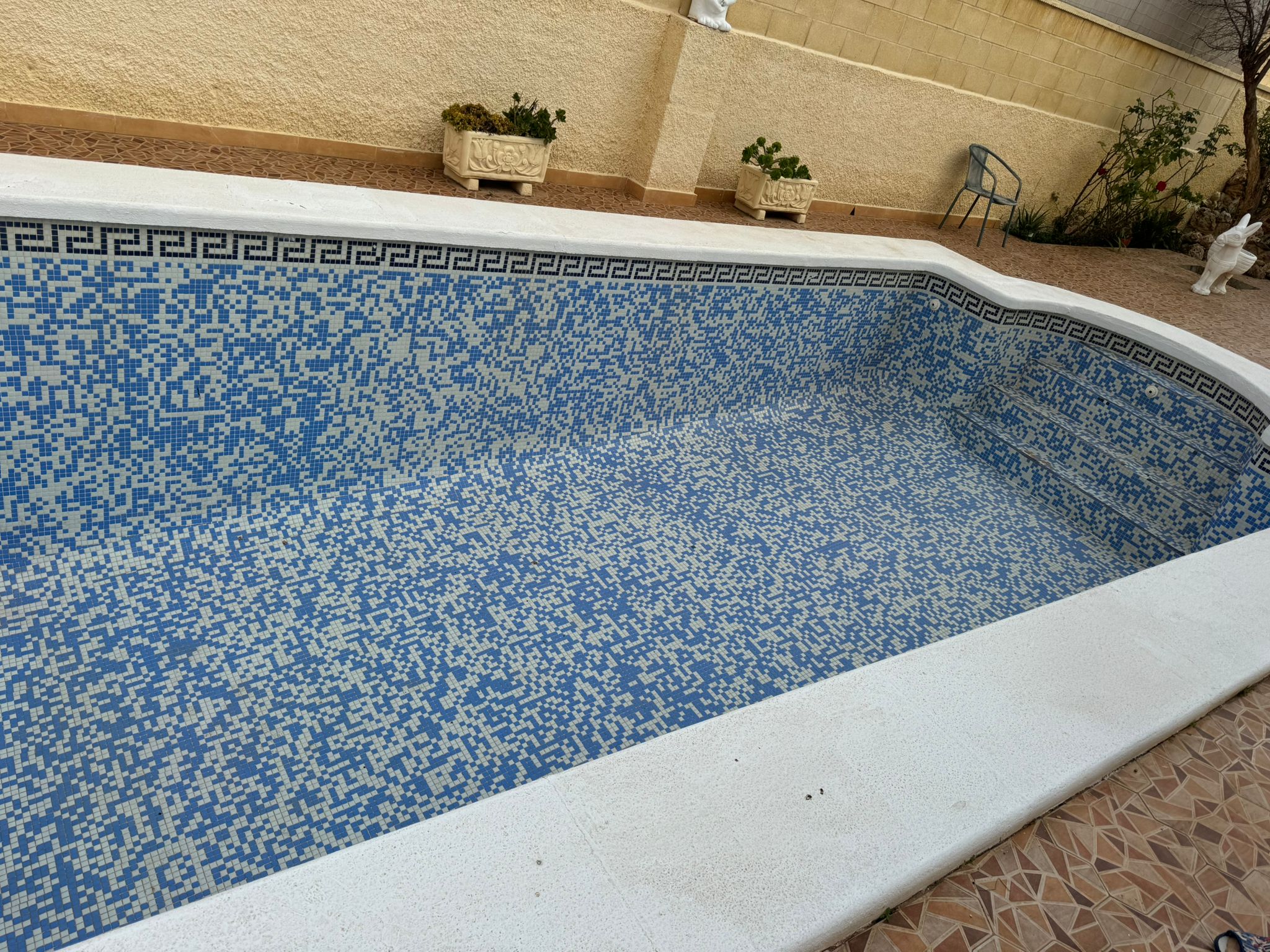 Terrace in villa for sale in Orihuela Costa