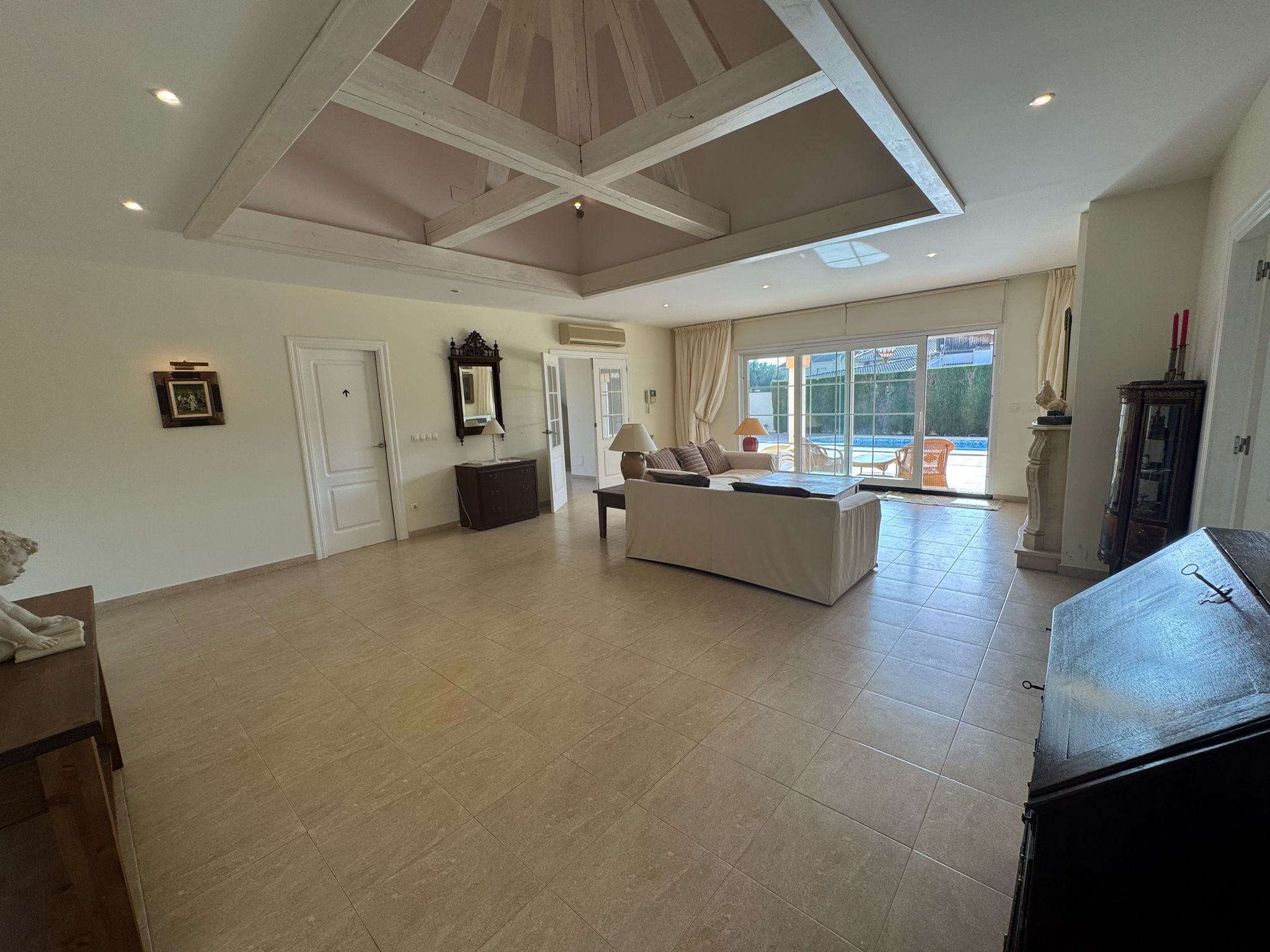Living room in villa for sale in Orihuela Costa