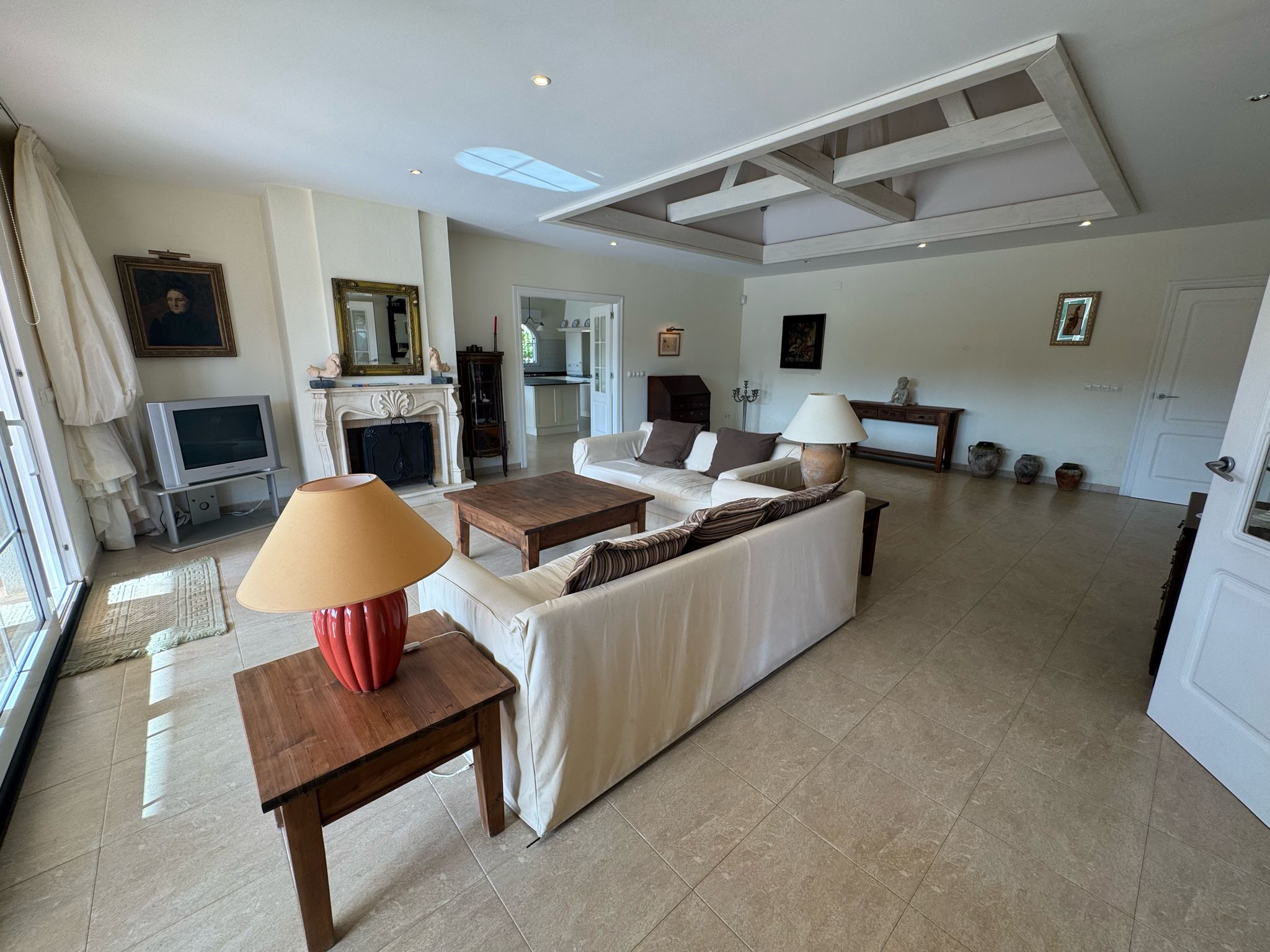 Kitchen in villa for sale in Orihuela Costa