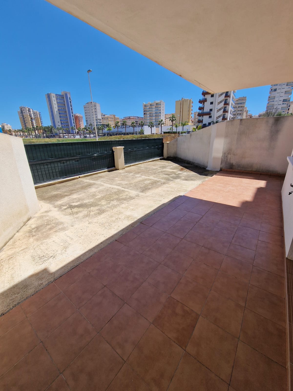 Bedroom in apartment for sale in Guardamar del Segura