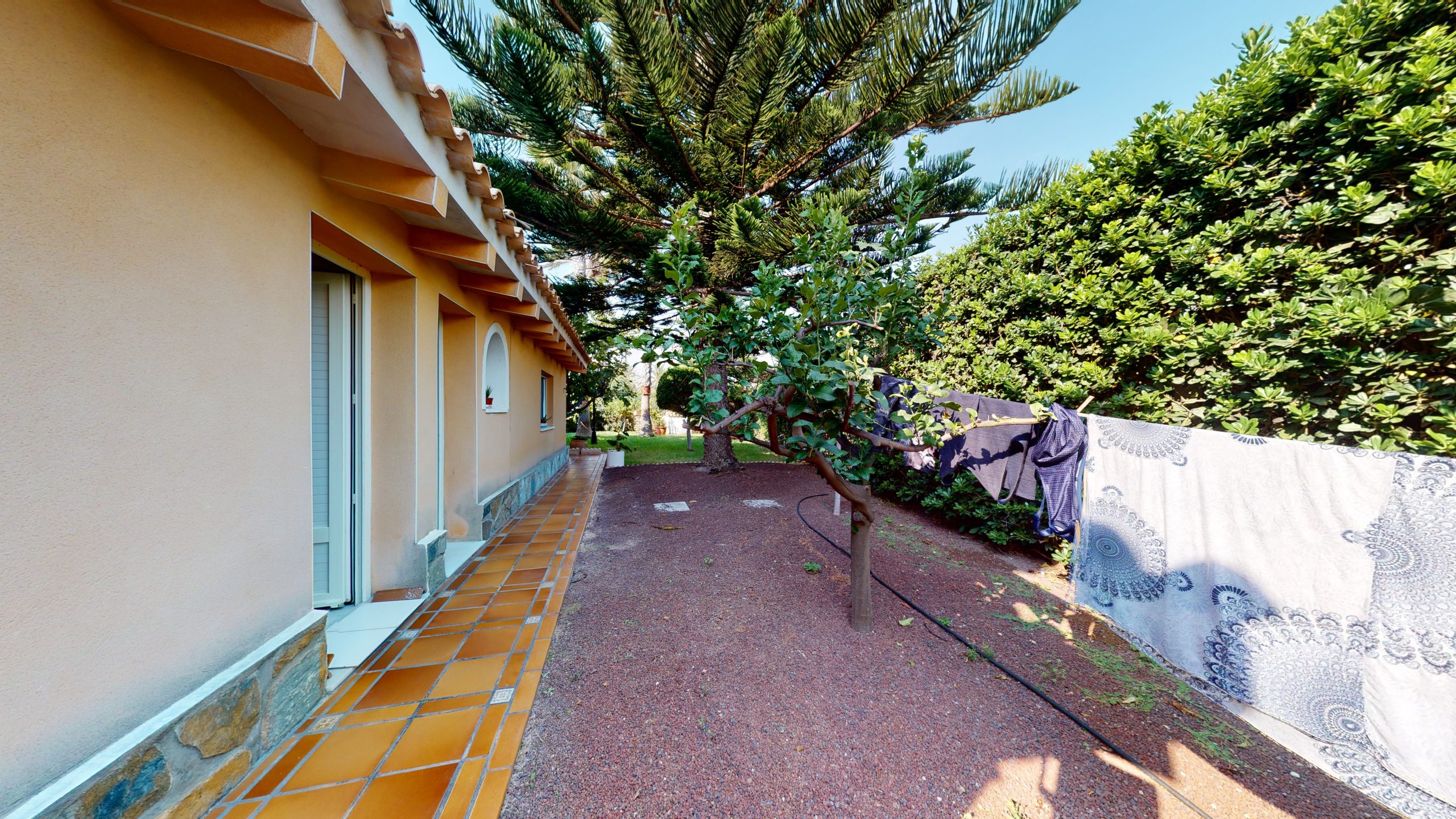 Exterior view in villa for sale in Orihuela Costa
