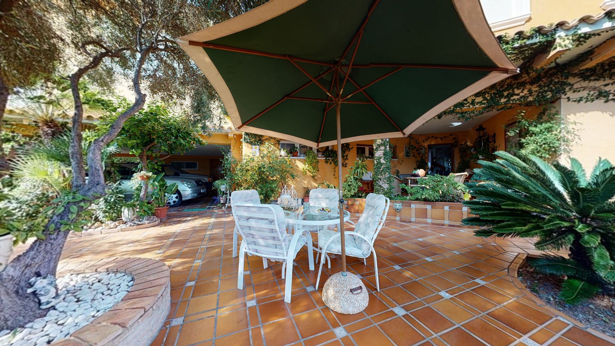 Kitchen in villa for sale in Orihuela Costa