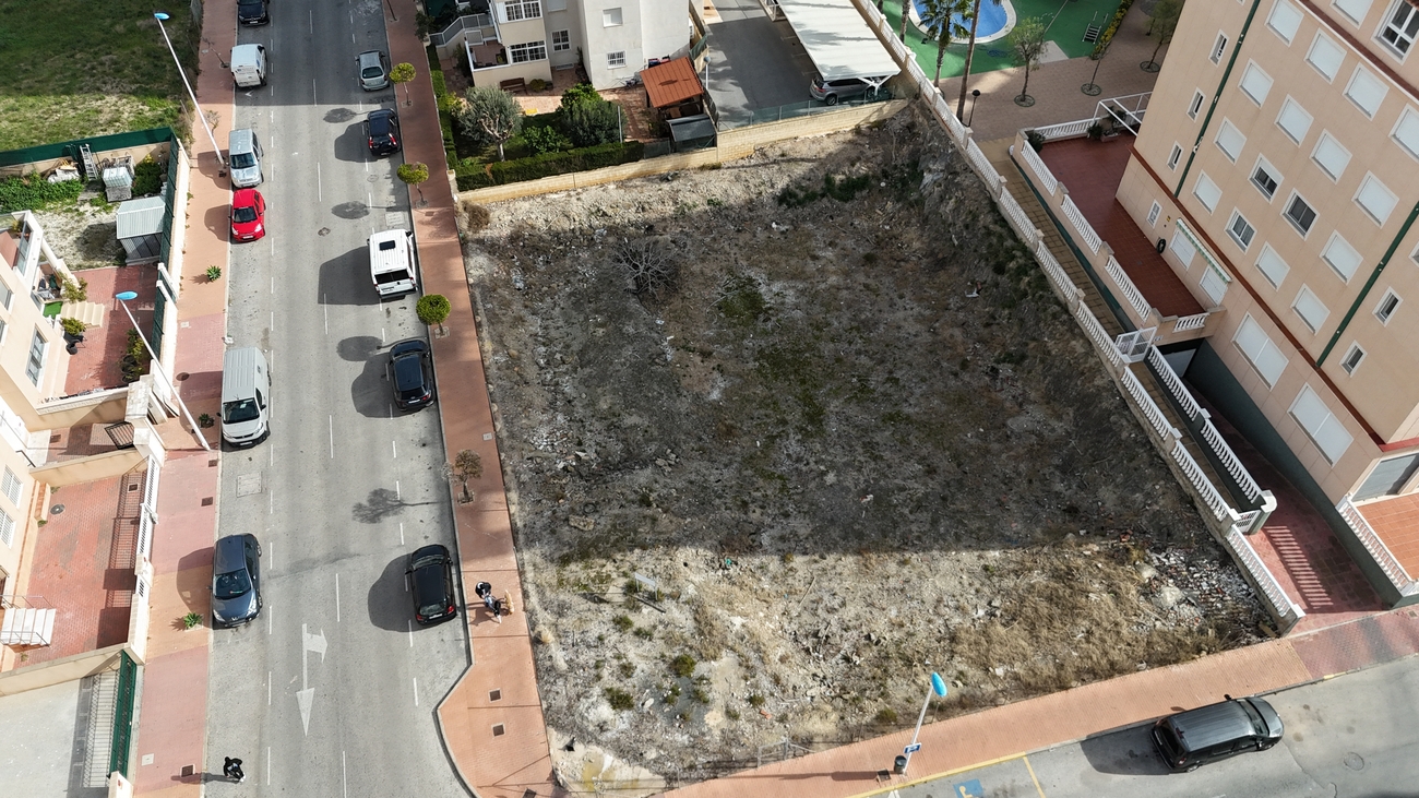 Dining area in land for sale in Guardamar del Segura