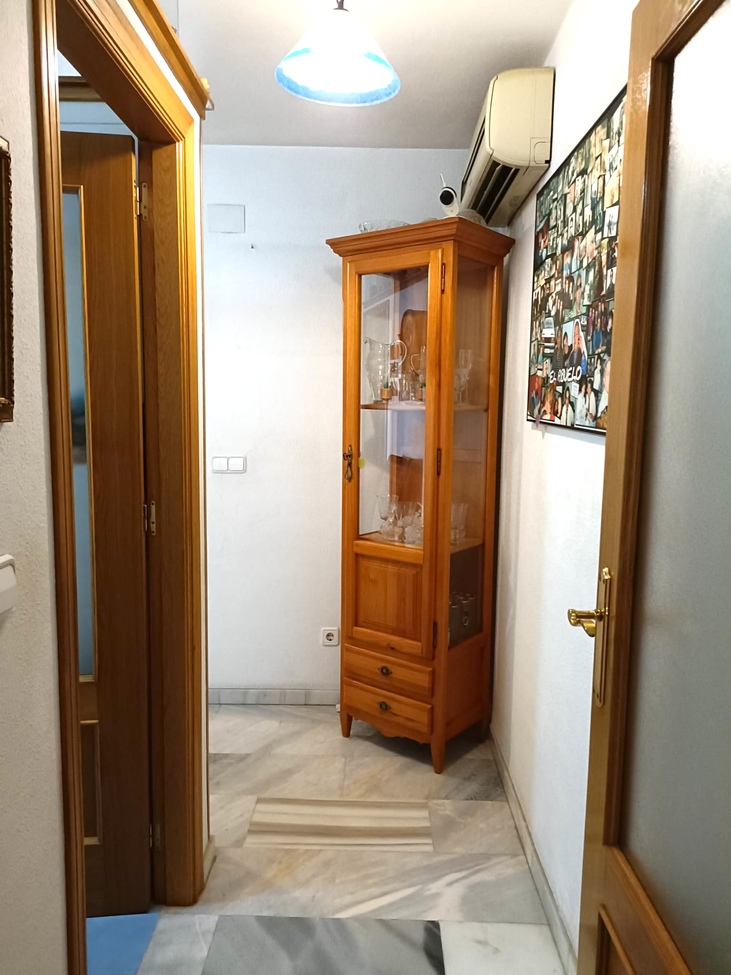 Master bedroom in apartment for sale in Guardamar del Segura