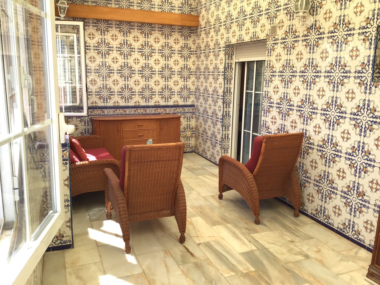 Pool area in apartment for sale in Guardamar del Segura