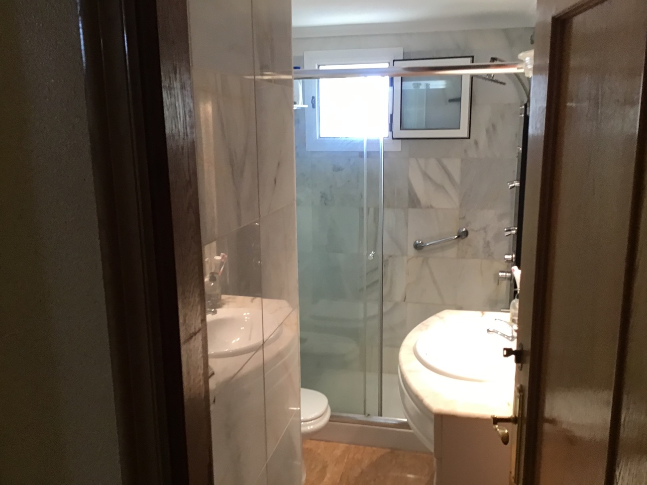 Bathroom in apartment for sale in Guardamar del Segura