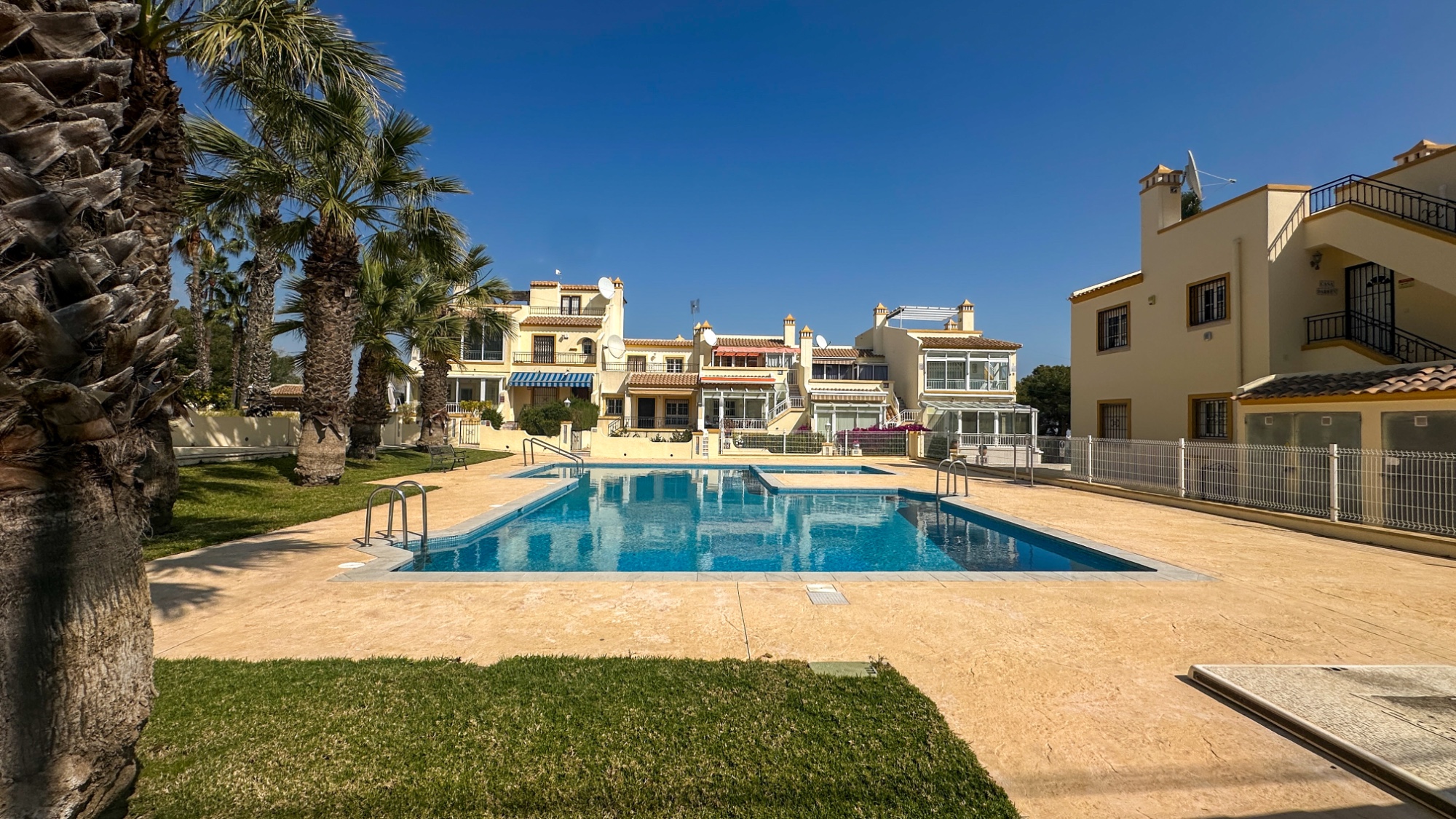 Set in the heart of Villamartín, this beautifully refurbished townhouse offers an unbeatable locatio