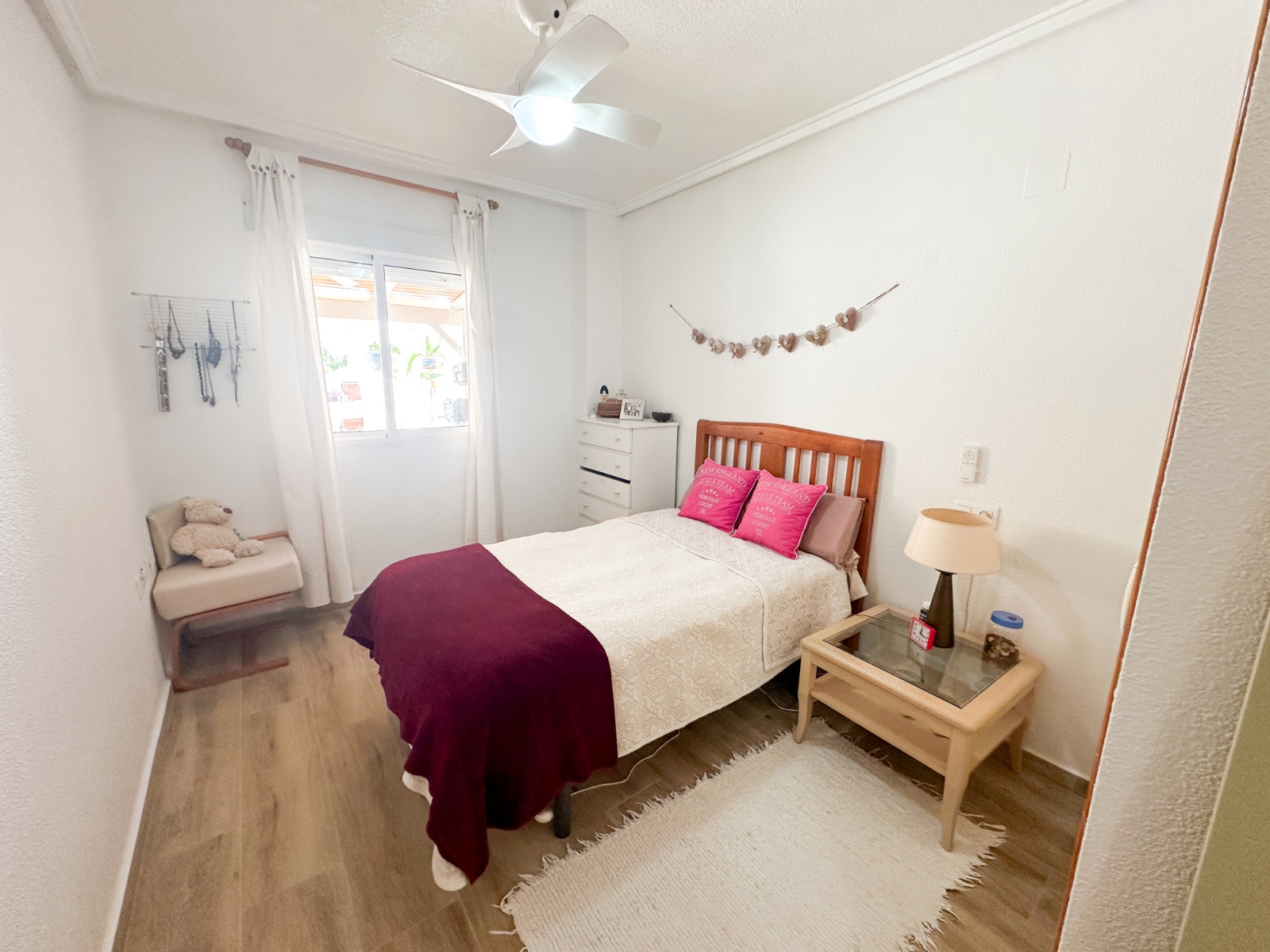 Master bedroom in apartment for sale in Torrevieja