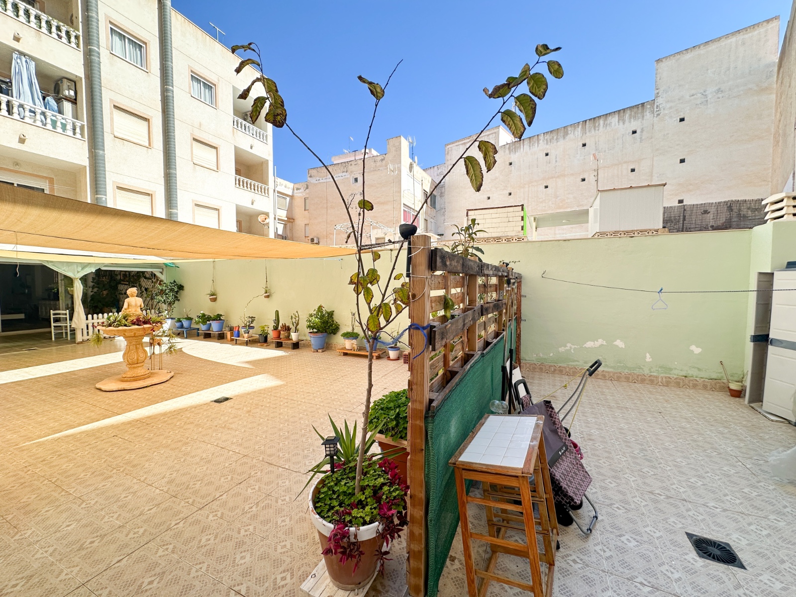 Kitchen in apartment for sale in Torrevieja
