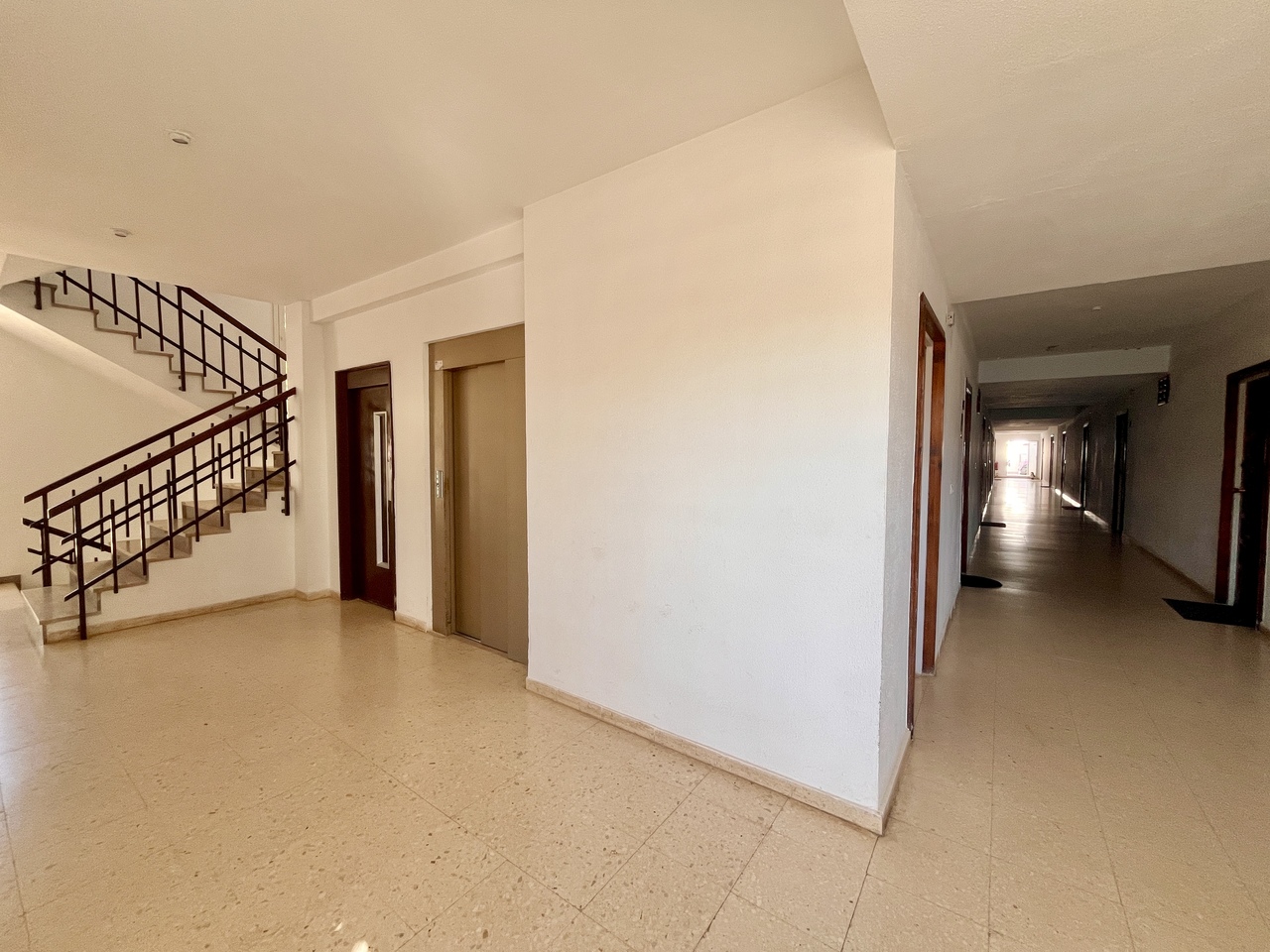 Master bedroom in apartment for sale in La Zenia