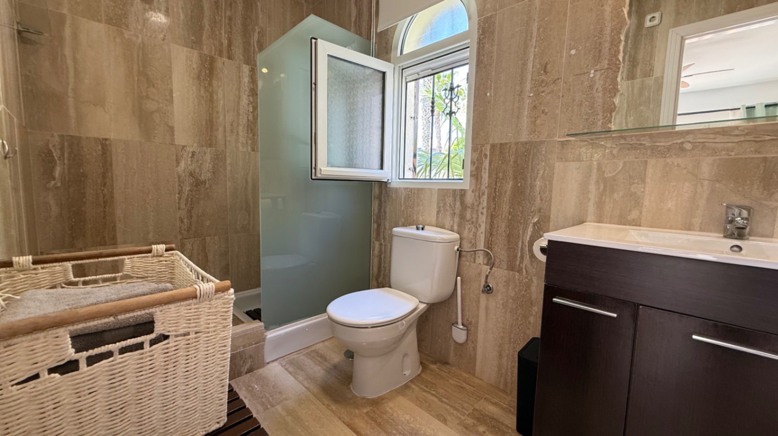 Terrace in villa for sale in Orihuela