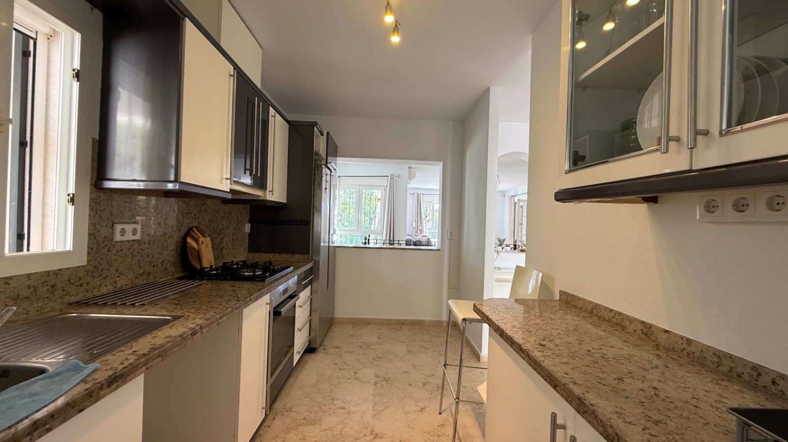 Terrace in villa for sale in Orihuela