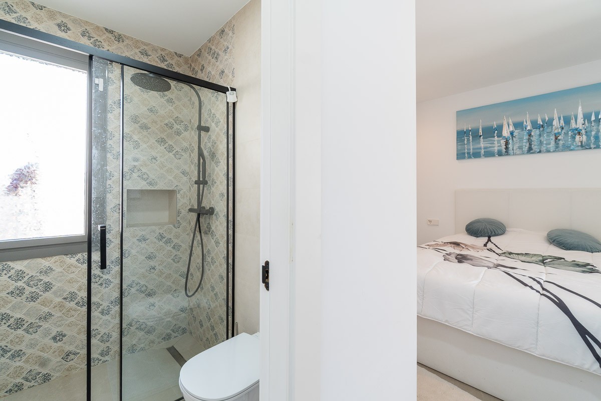 Master bedroom in villa for sale in Orihuela Costa