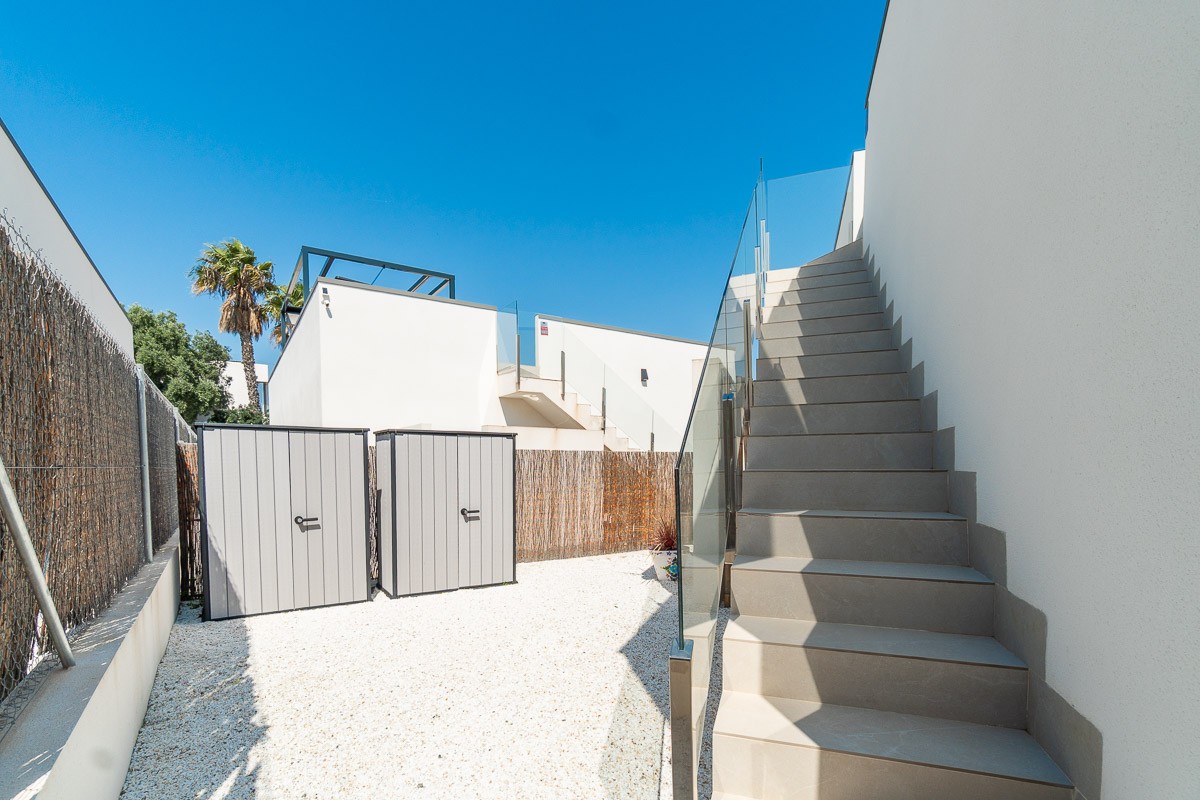Master bedroom in villa for sale in Orihuela Costa