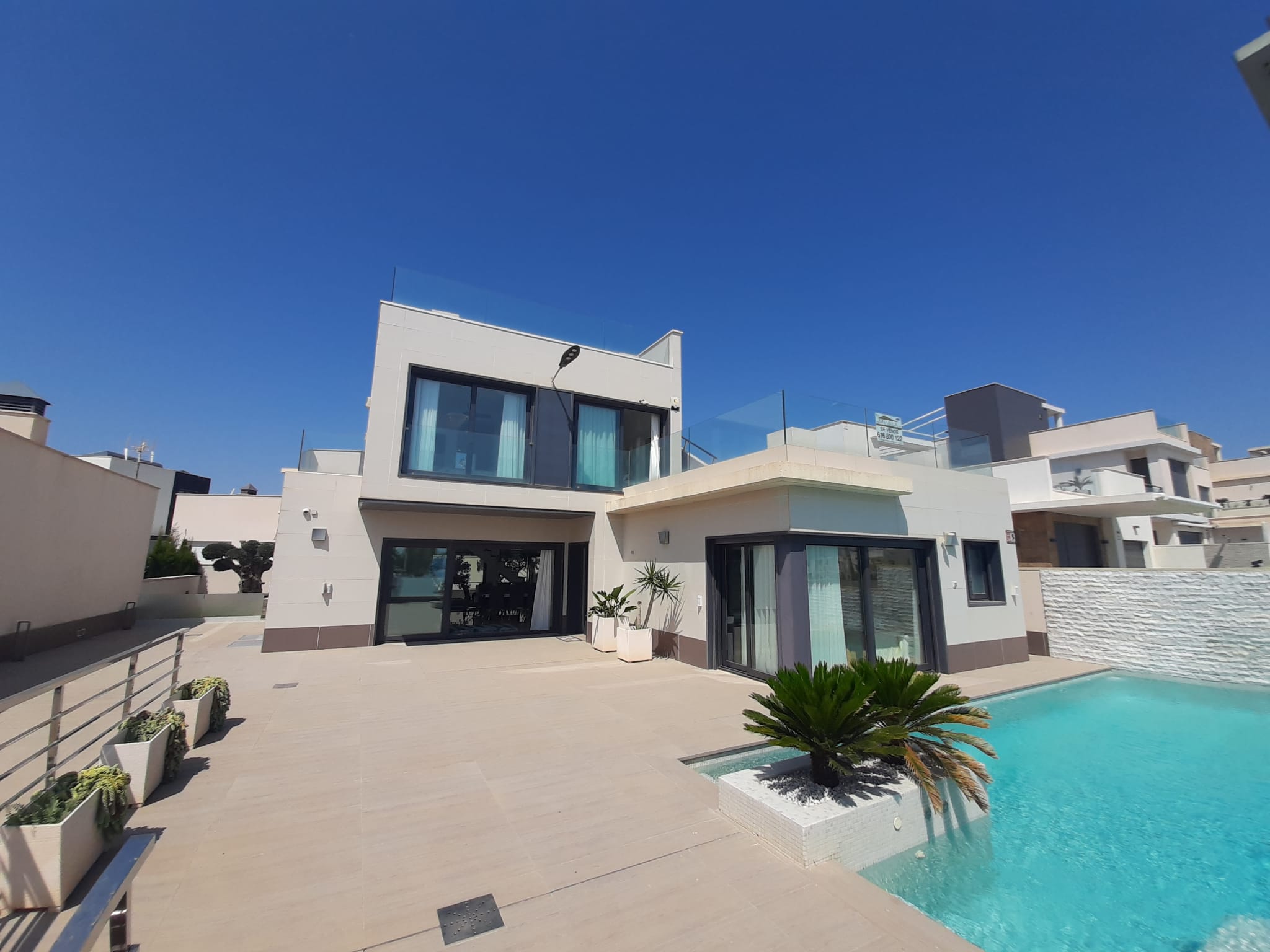 Bedrooms: 5, Bathrooms: 4, Villa in San Miguel de Salinas, Alicante, Spain