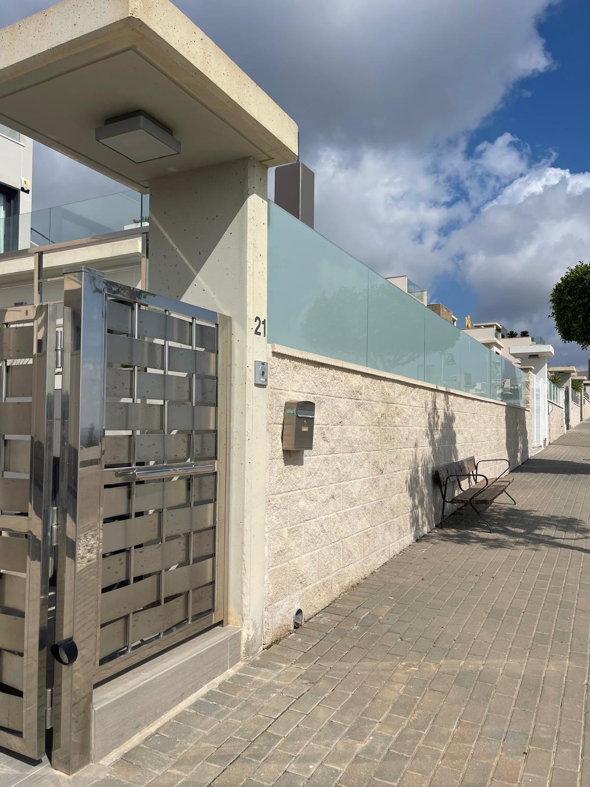 Terrace in villa for sale in San Miguel de Salinas