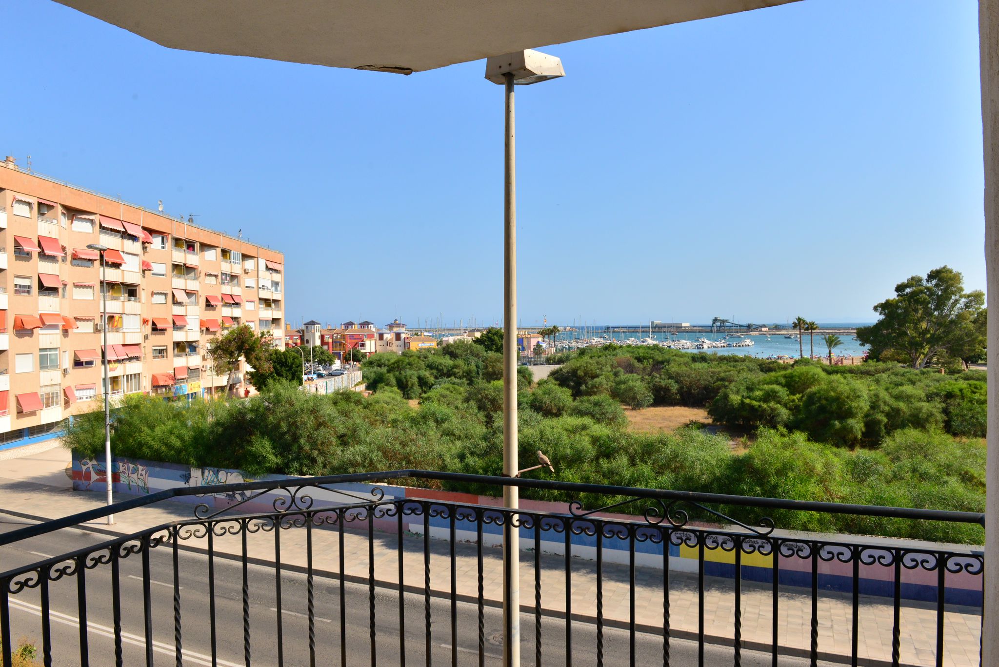 Terrace in apartment for sale in Torrevieja