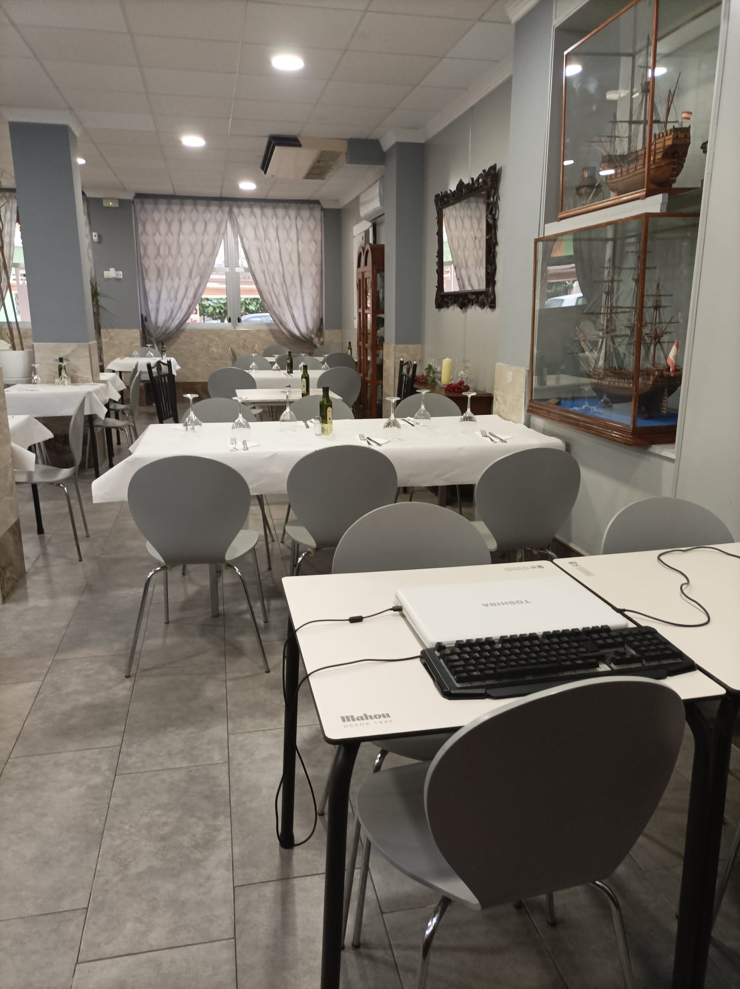 Pool area in commercial for sale in Torrevieja