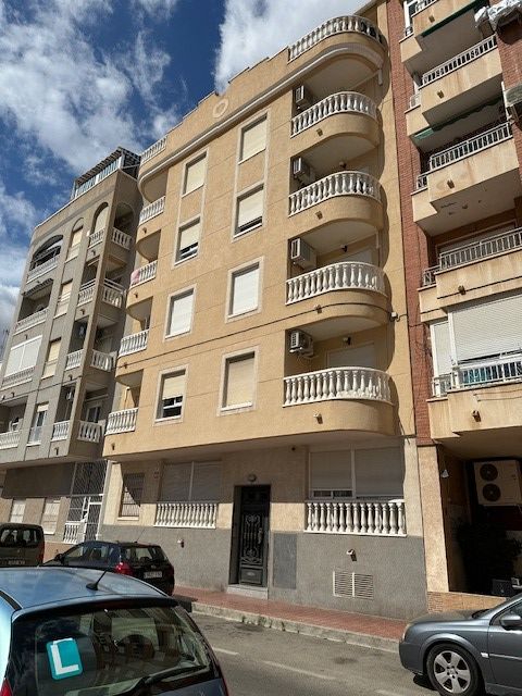 Living room in apartment for sale in Torrevieja