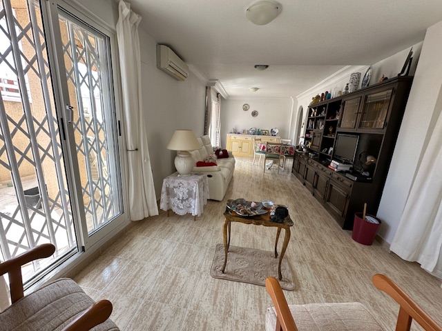 Dining area in apartment for sale in Torrevieja