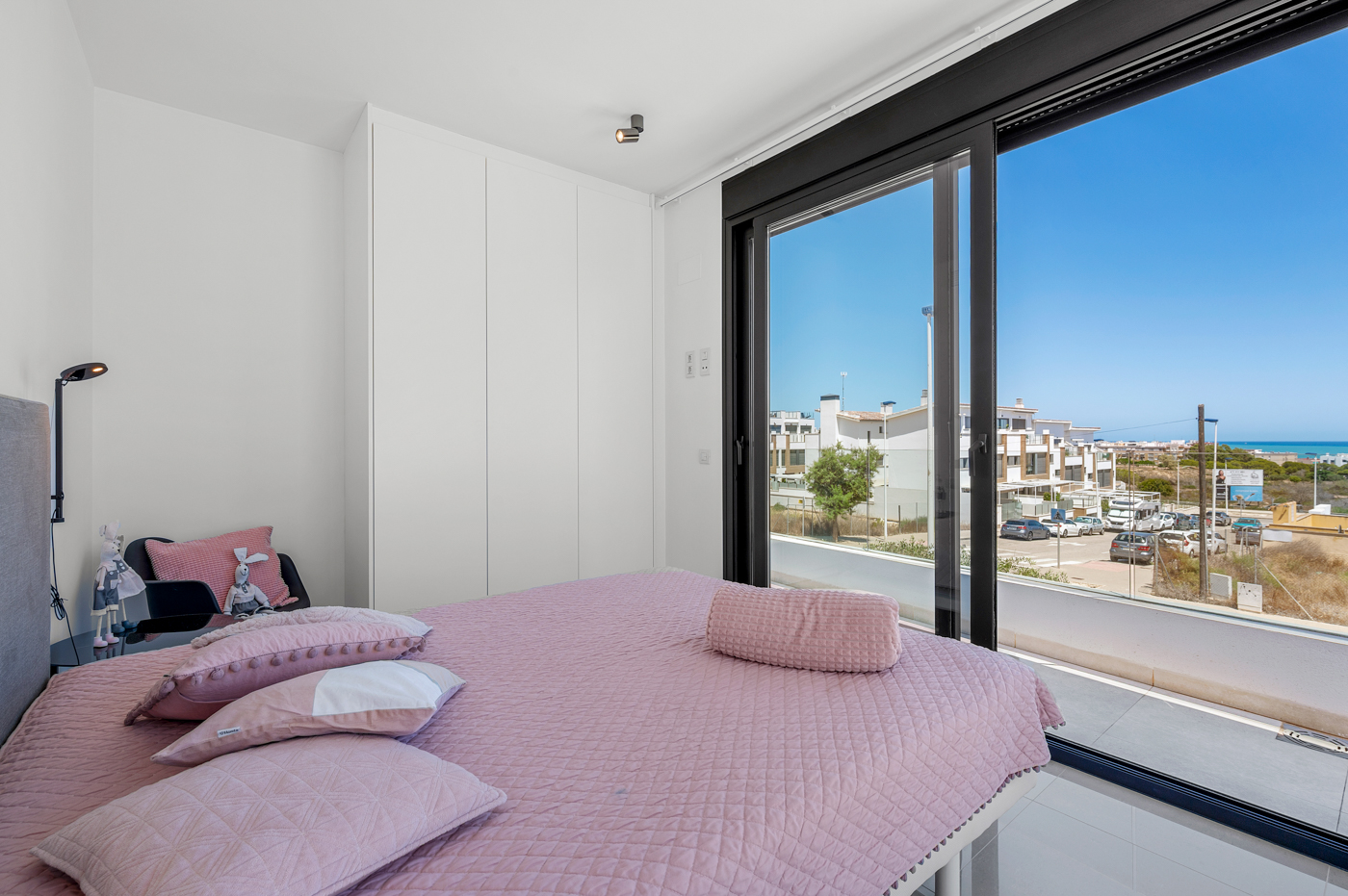 Exterior view in villa for sale in Guardamar del Segura