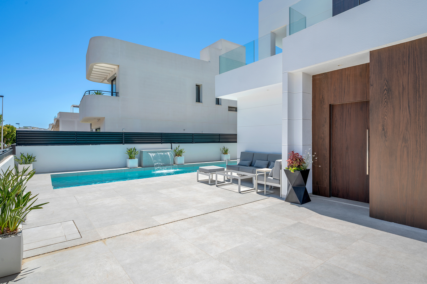 Bedrooms: 4, Bathrooms: 3, Villa in Guardamar del Segura, Alicante, Spain
