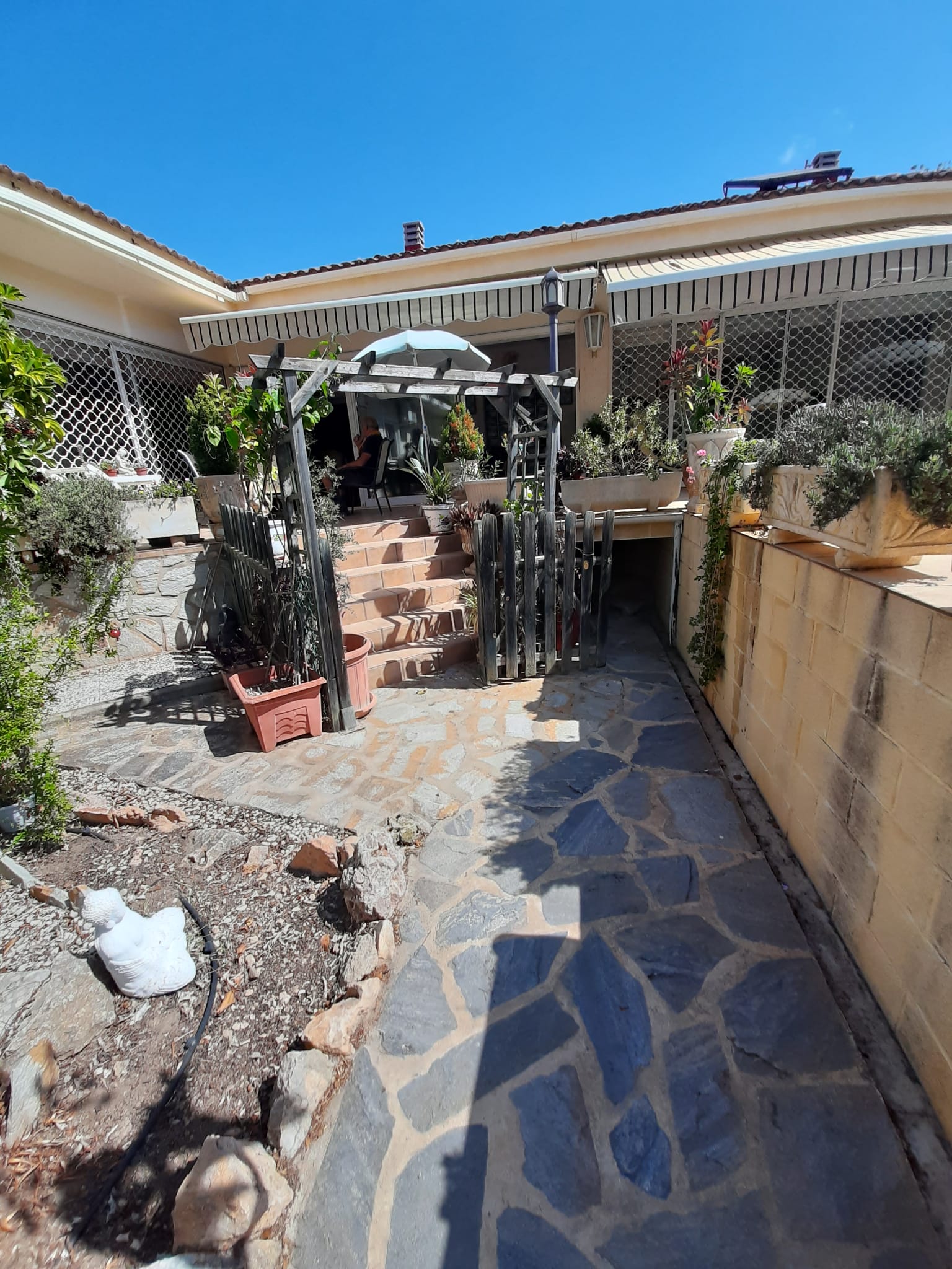 Bedroom in villa for sale in Orihuela Costa