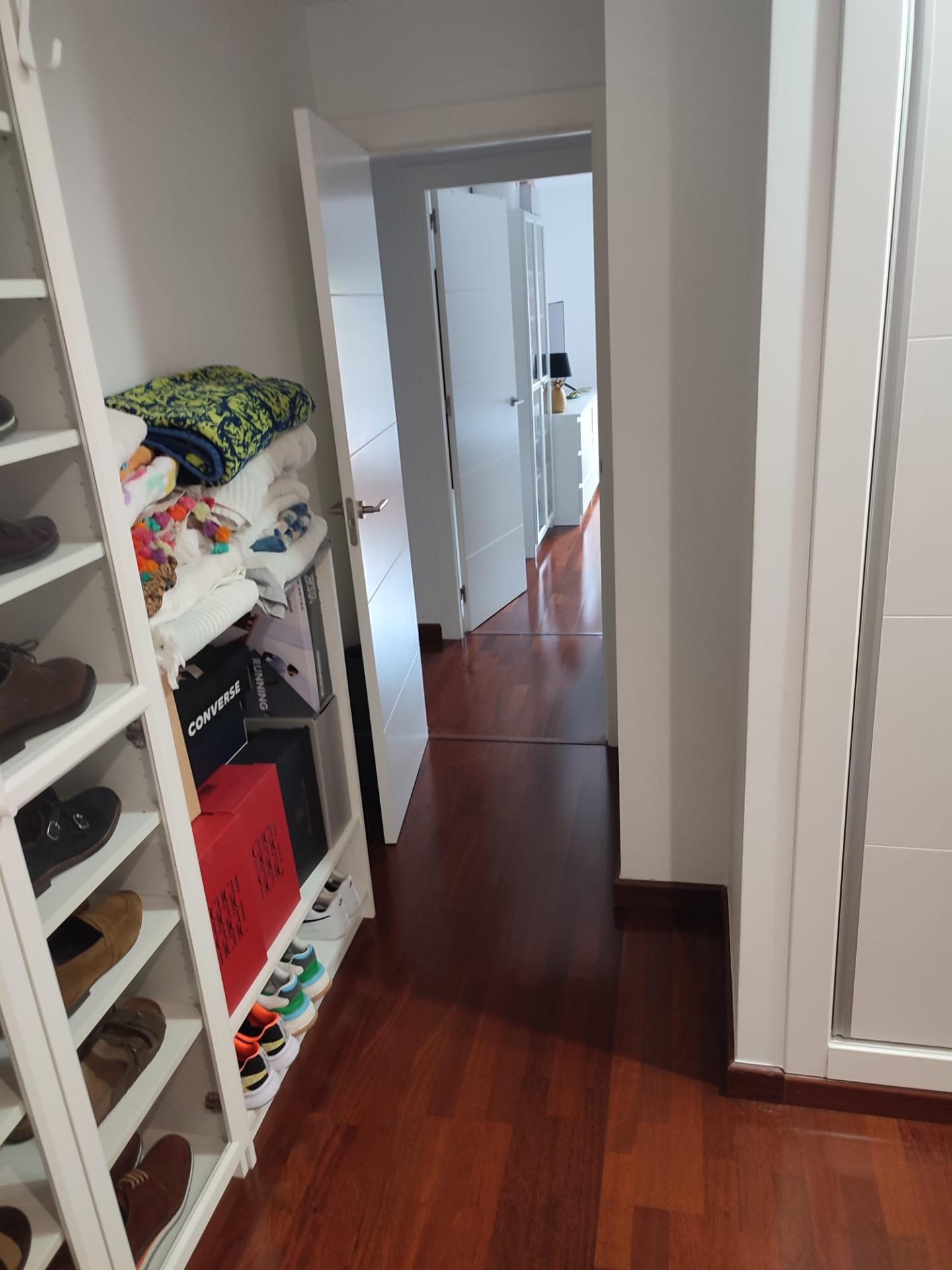 Kitchen in apartment for sale in Orihuela
