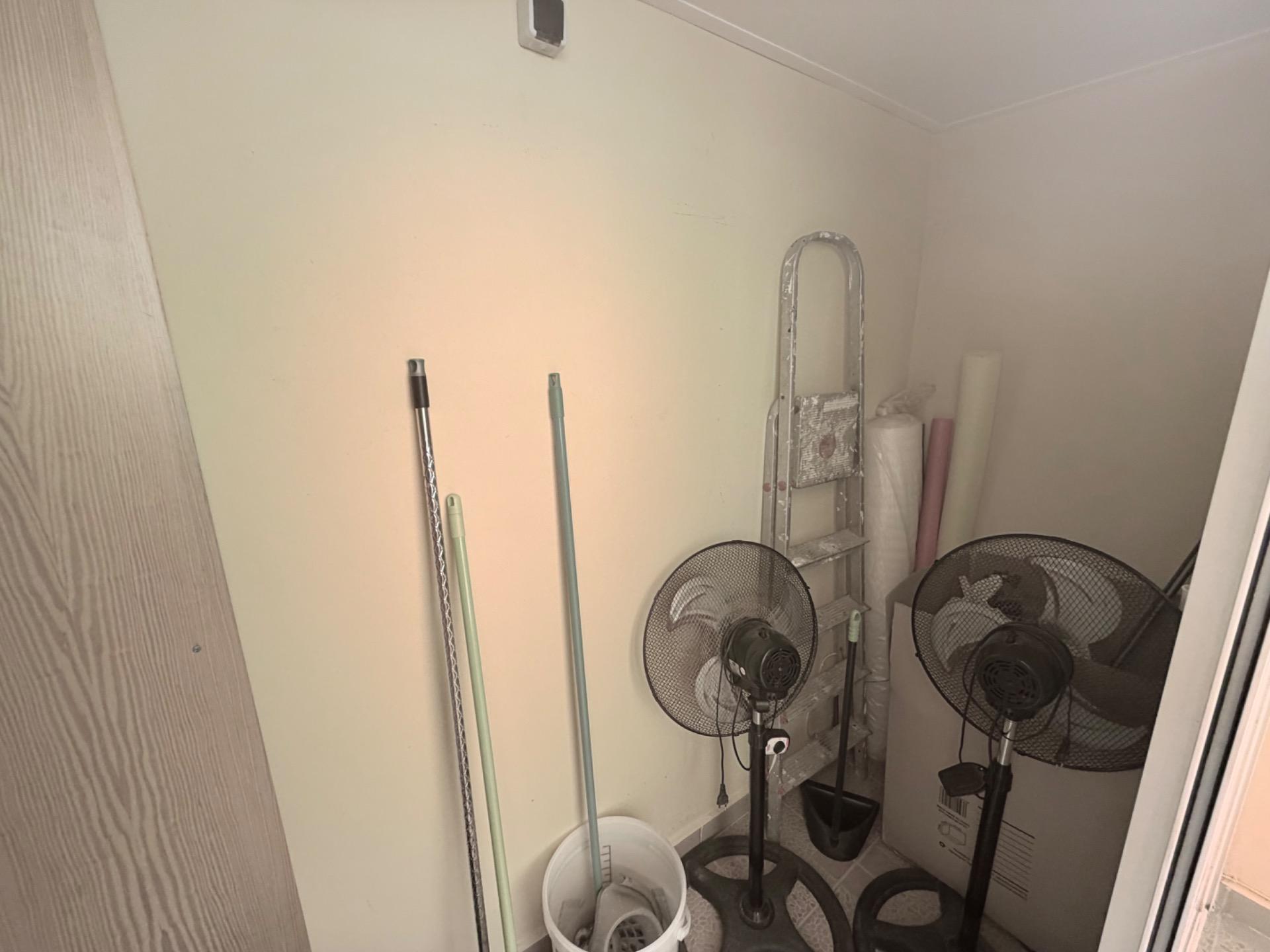 Bedroom in apartment for sale in Torrevieja
