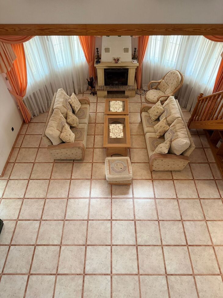 Master bedroom in villa for sale in Playa Flamenca