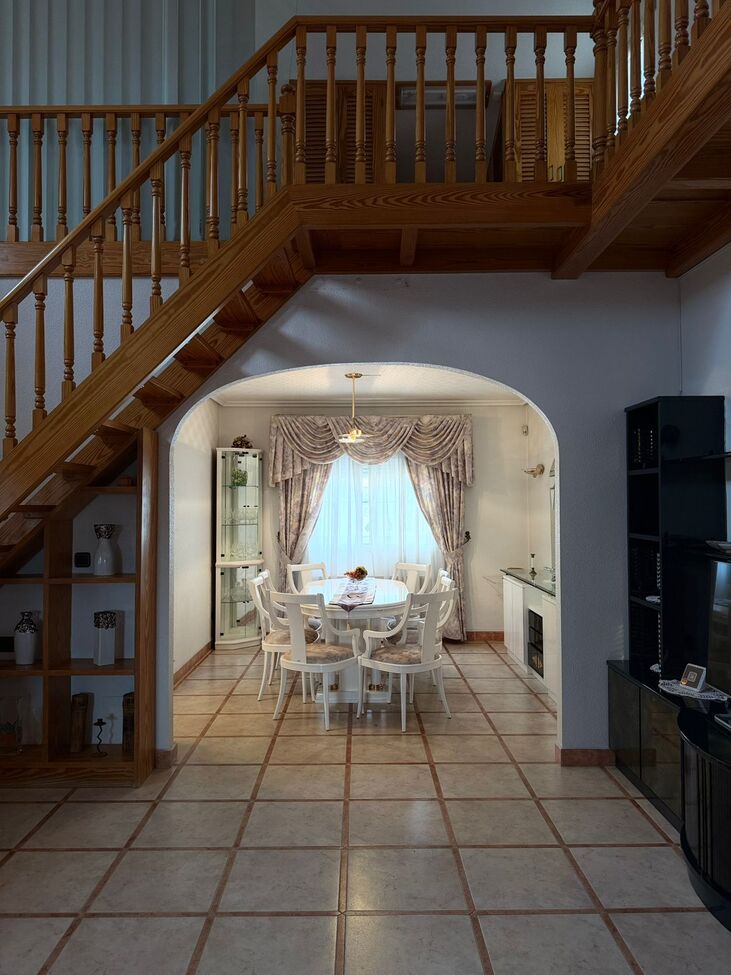 Garden in villa for sale in Playa Flamenca