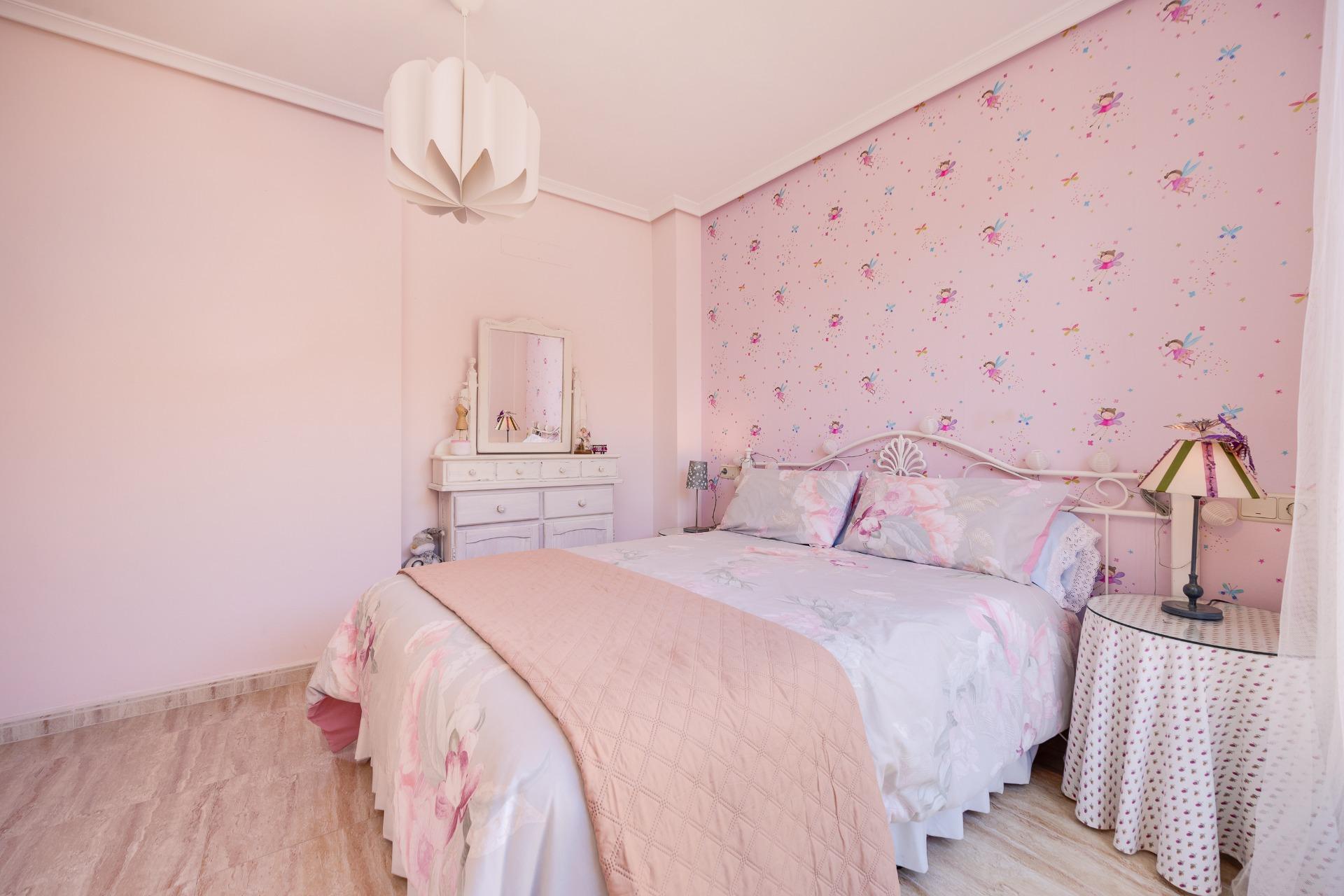 Master bedroom in penthouse for sale in Torrevieja