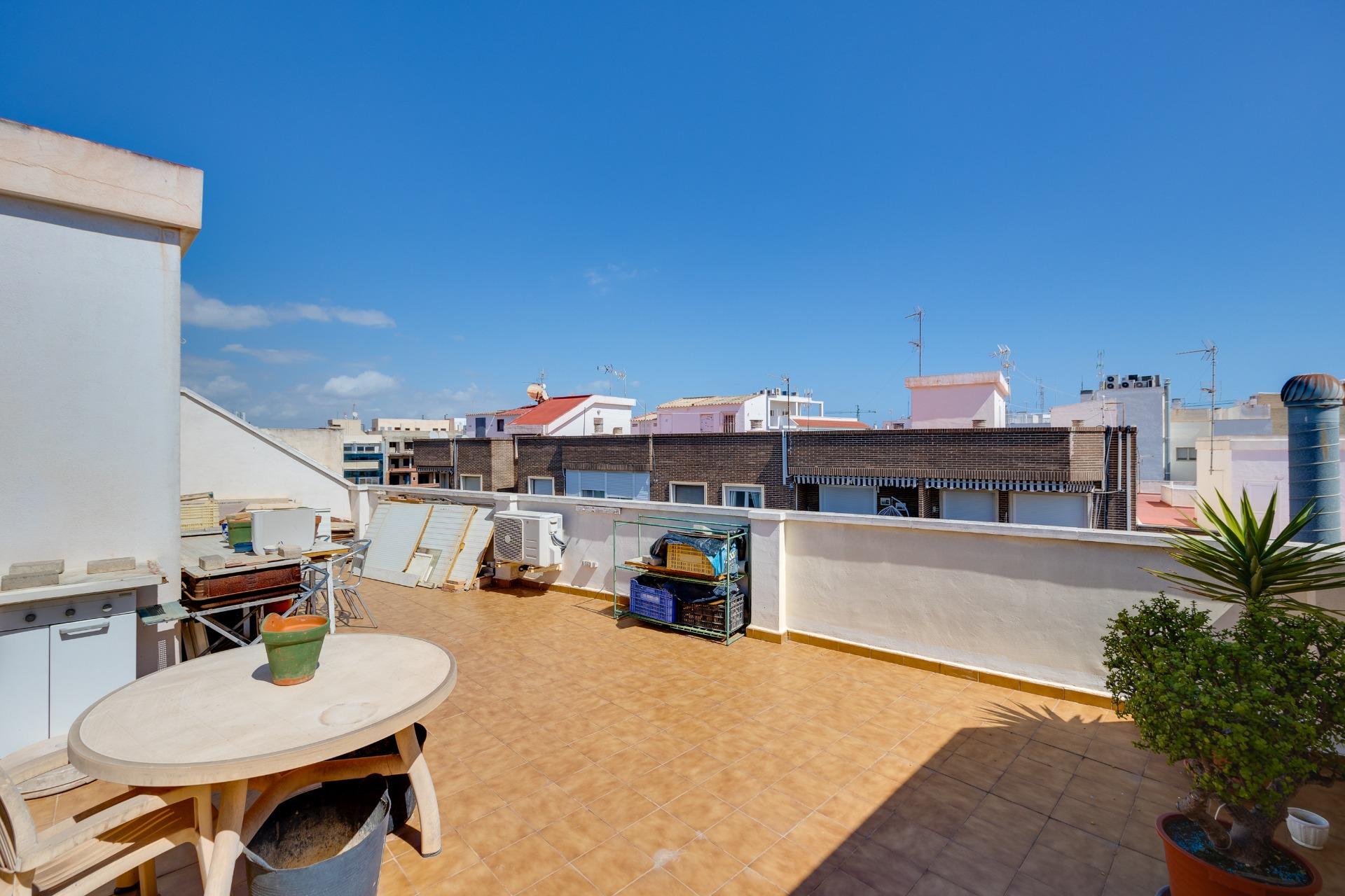 Bathroom in penthouse for sale in Torrevieja