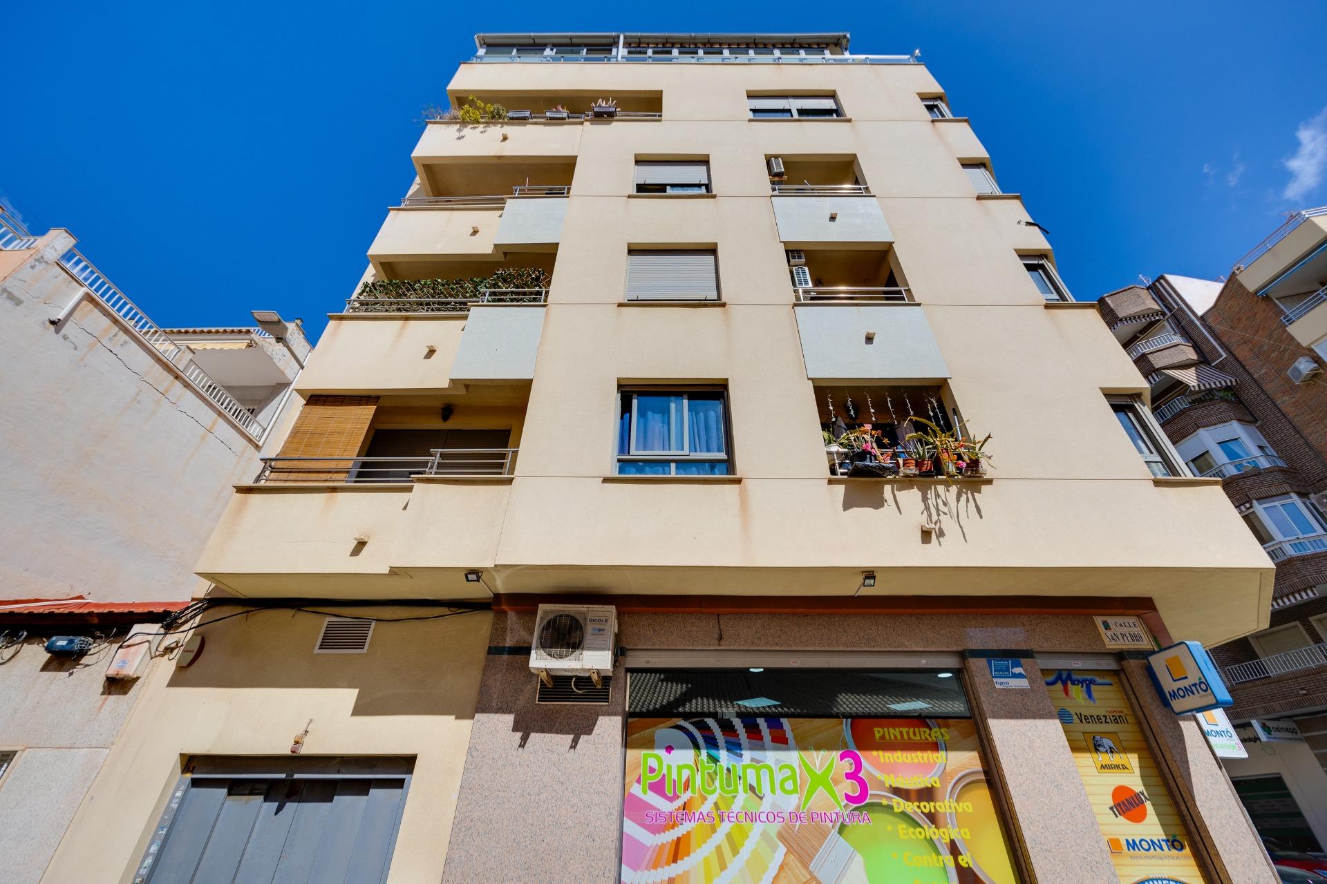 Exterior view in penthouse for sale in Torrevieja