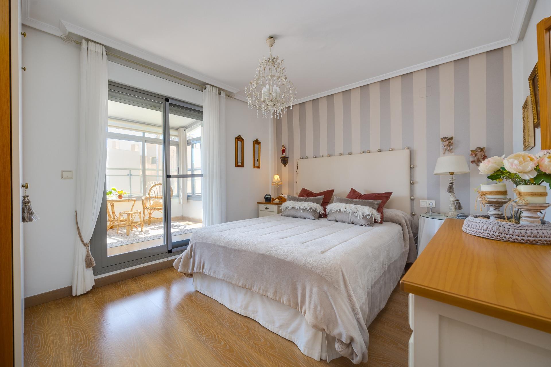 Exterior view in penthouse for sale in Torrevieja
