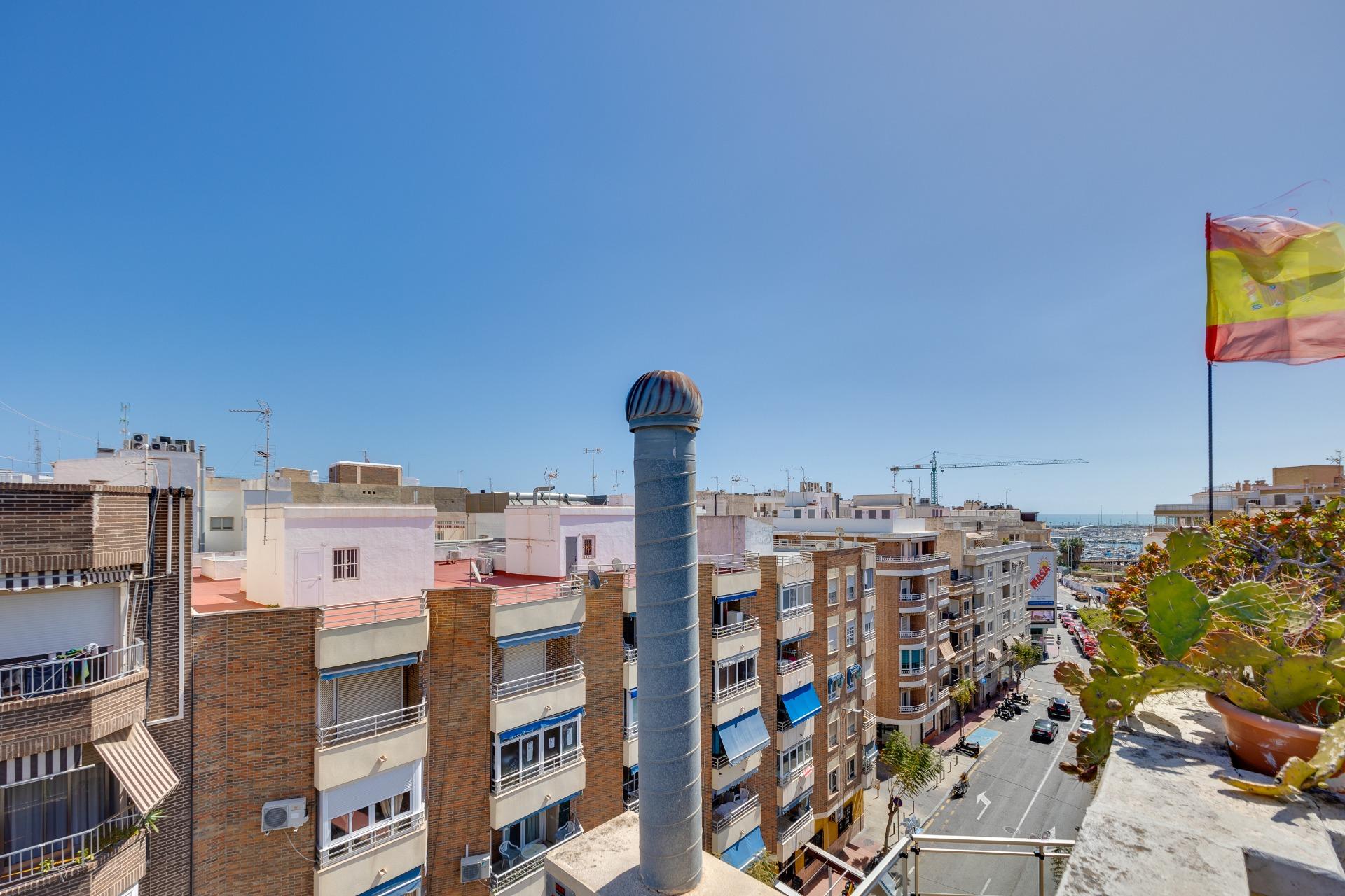Dining area in penthouse for sale in Torrevieja