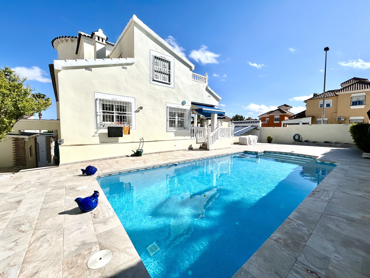 Kitchen in villa for sale in Pinar de Campoverde
