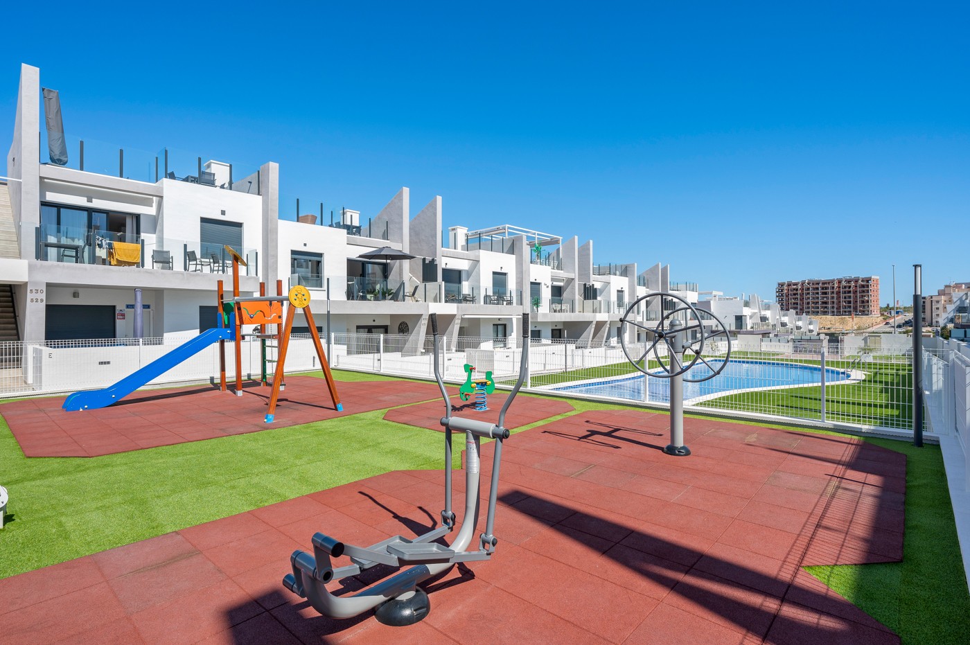 Garden in apartment for sale in San Miguel de Salinas