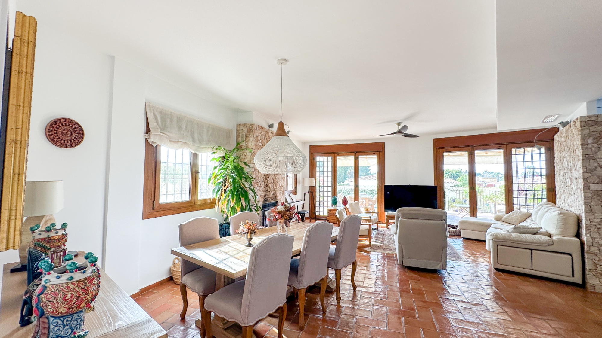 Kitchen in villa for sale in Dehesa de Campoamor