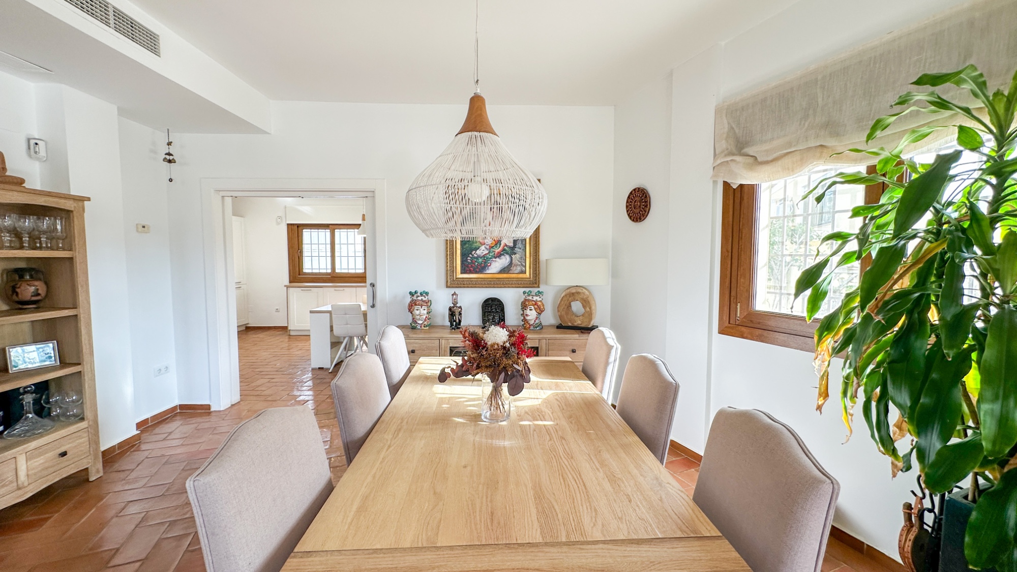 Dining area in villa for sale in Dehesa de Campoamor
