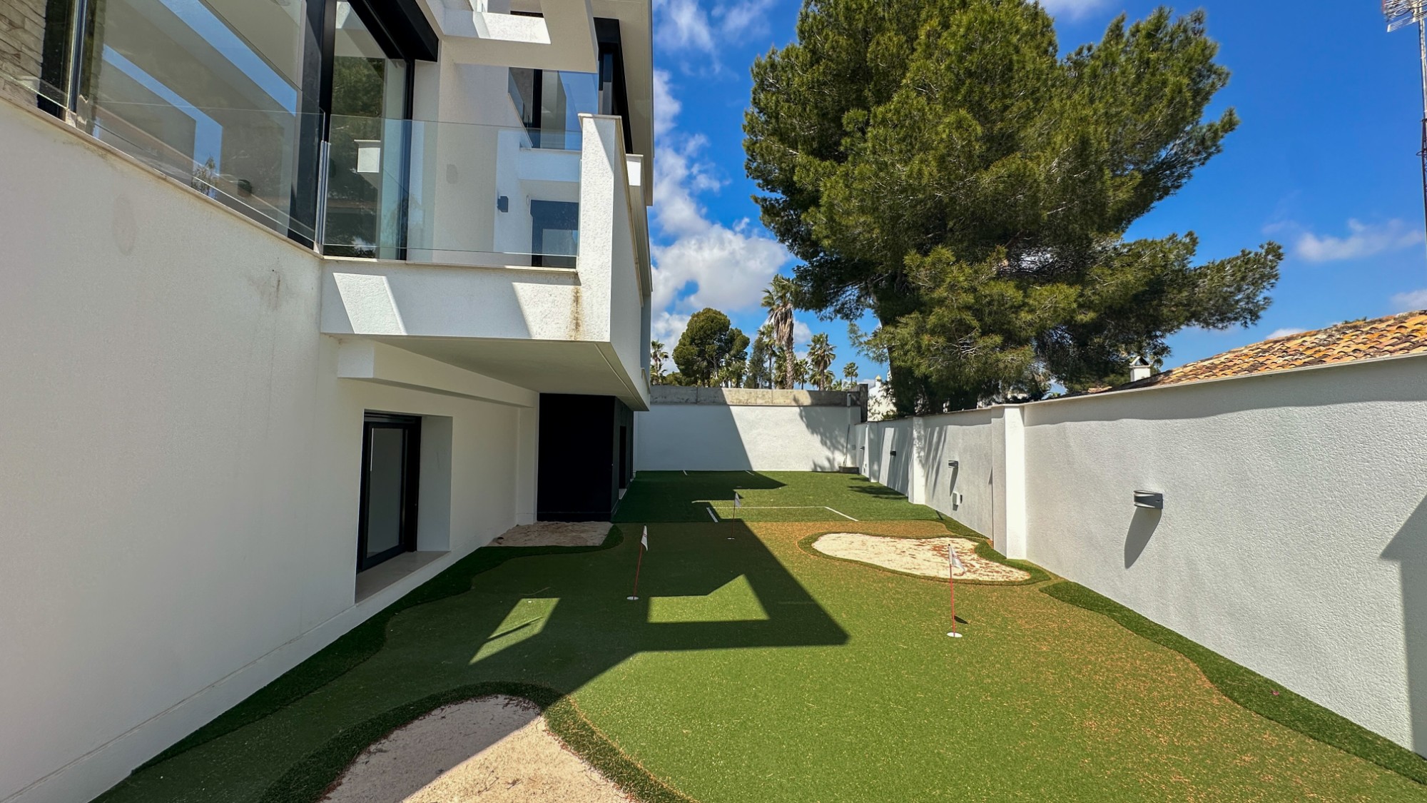 Dining area in villa for sale in Orihuela Costa