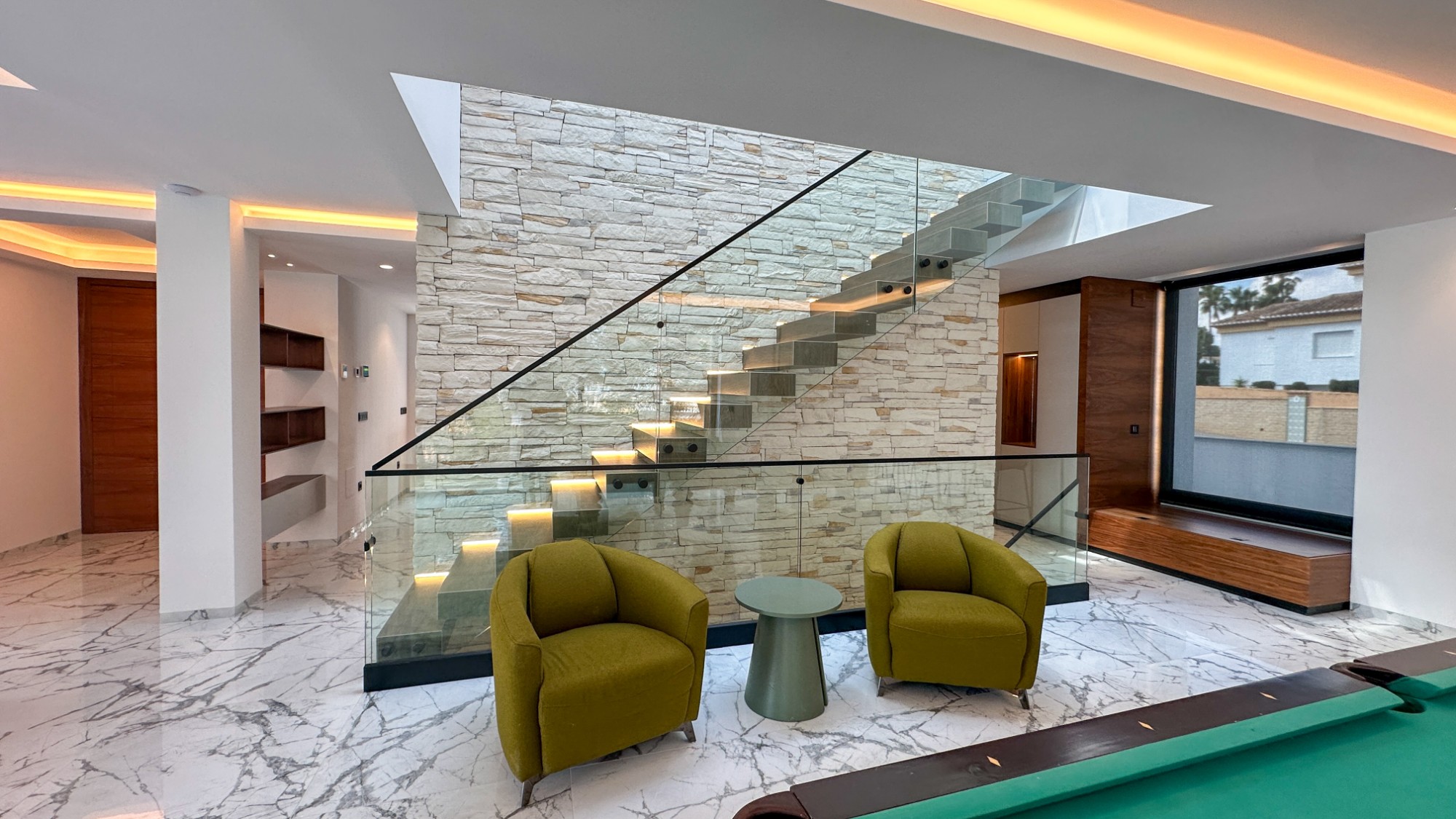 Dining area in villa for sale in Orihuela Costa