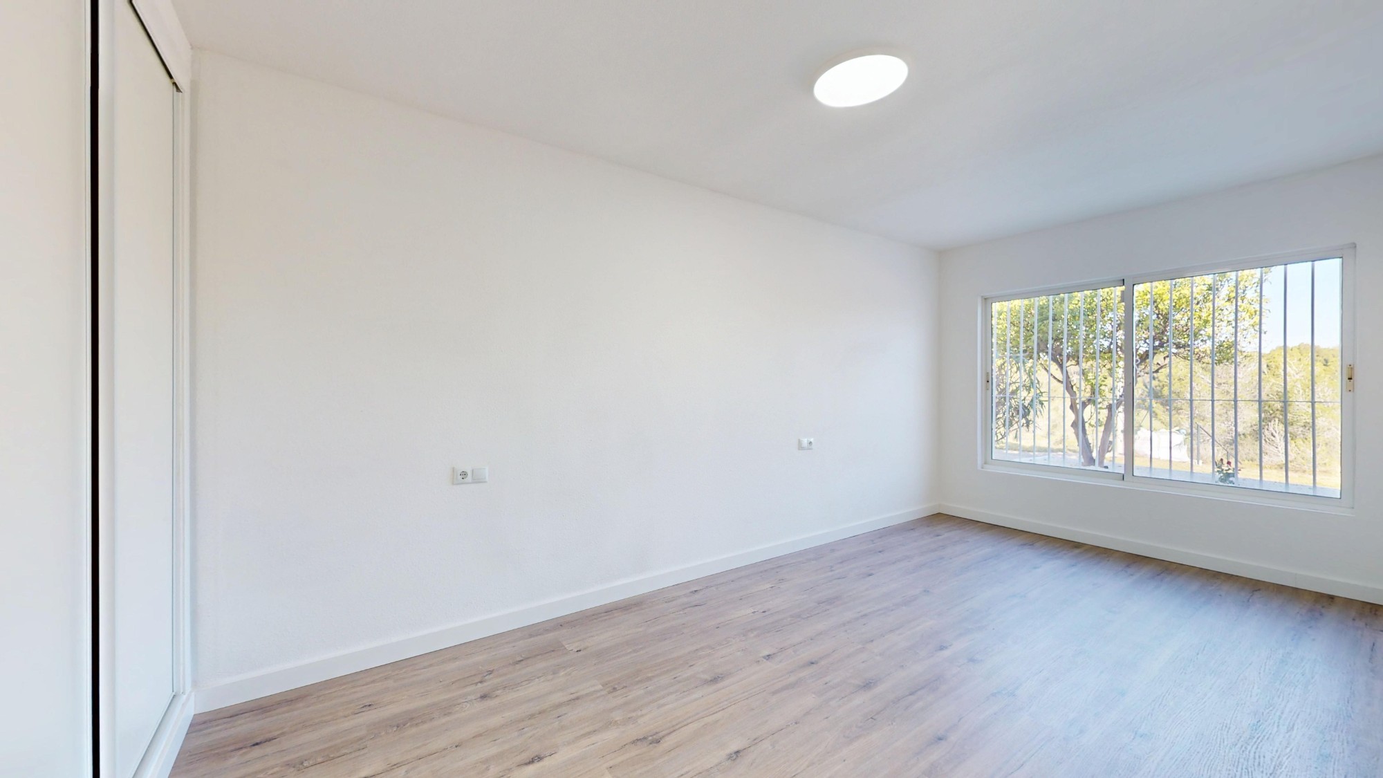 Terrace in bungalow for sale in Orihuela Costa