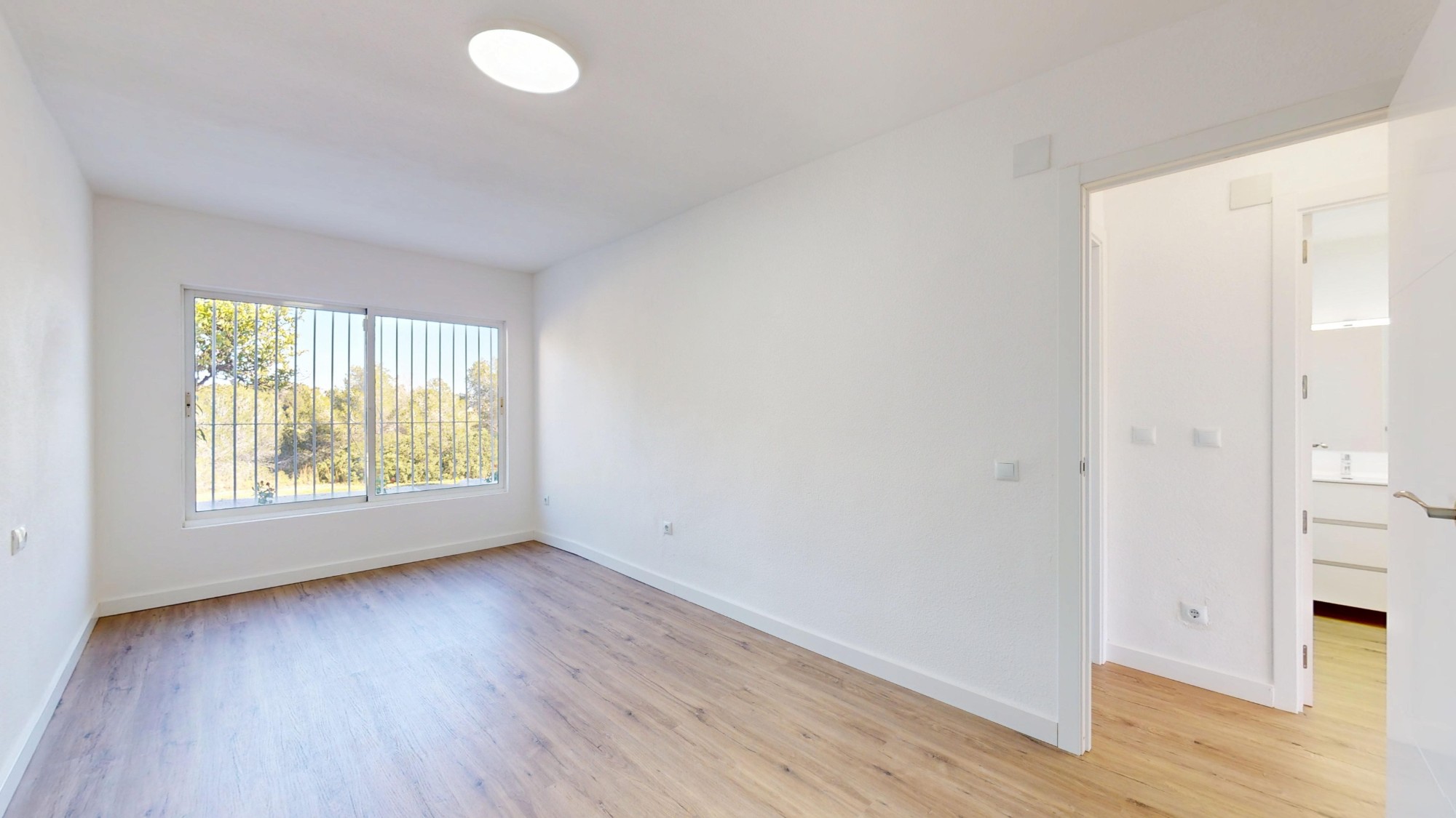 Garden in bungalow for sale in Orihuela Costa